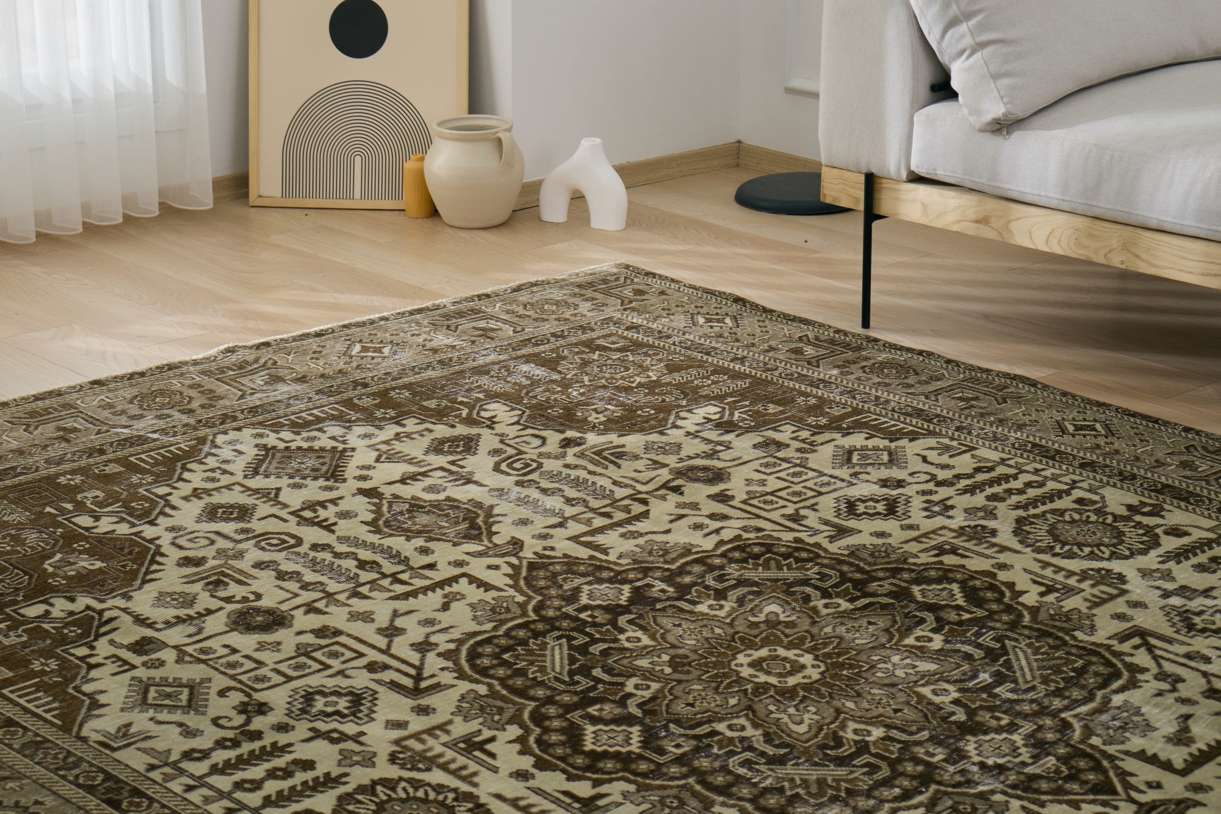 Larissa - Antique Beauty, Modern Appeal | Kuden Rugs