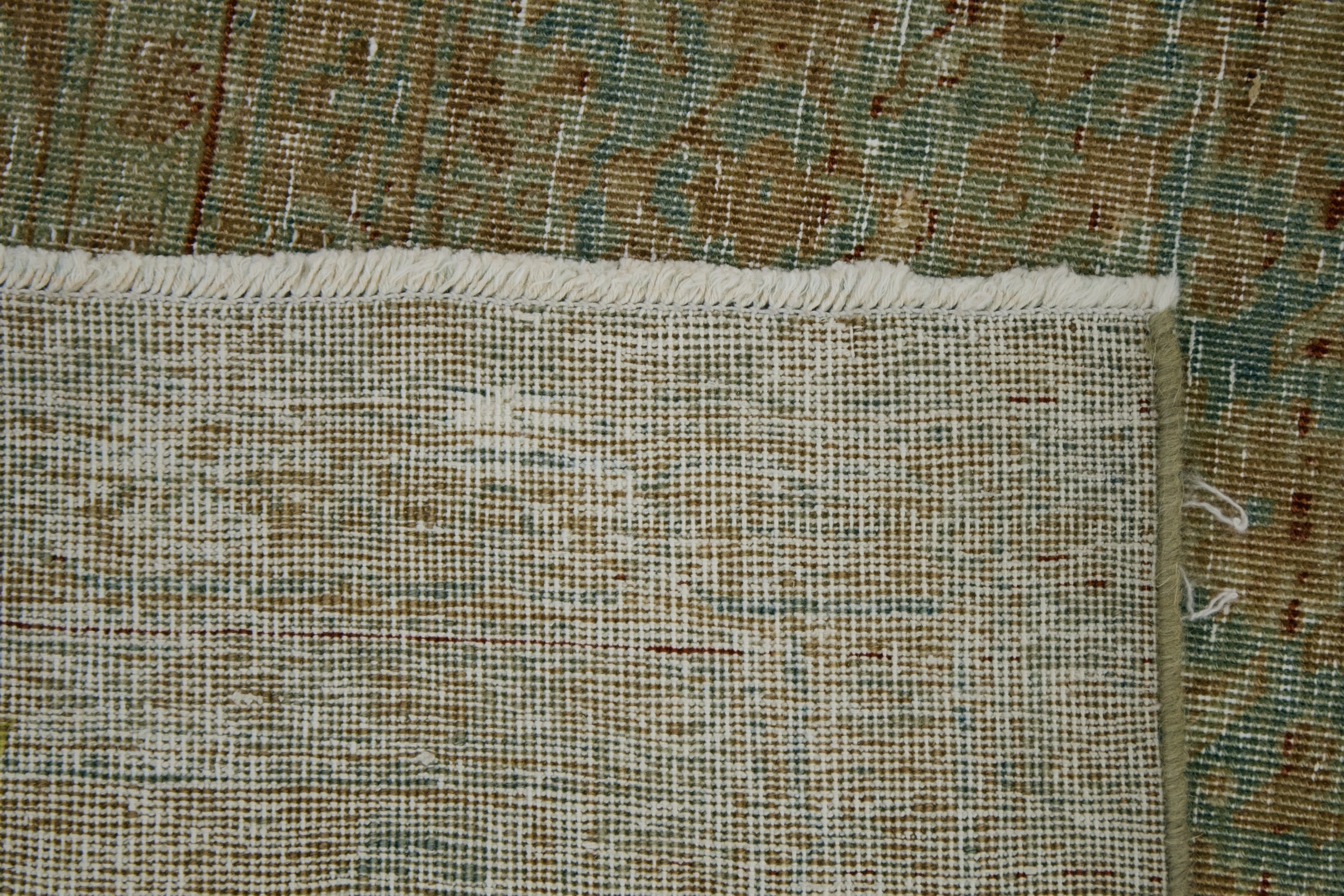 Lauren - Antique Charm Meets Modern Design | Kuden Rugs