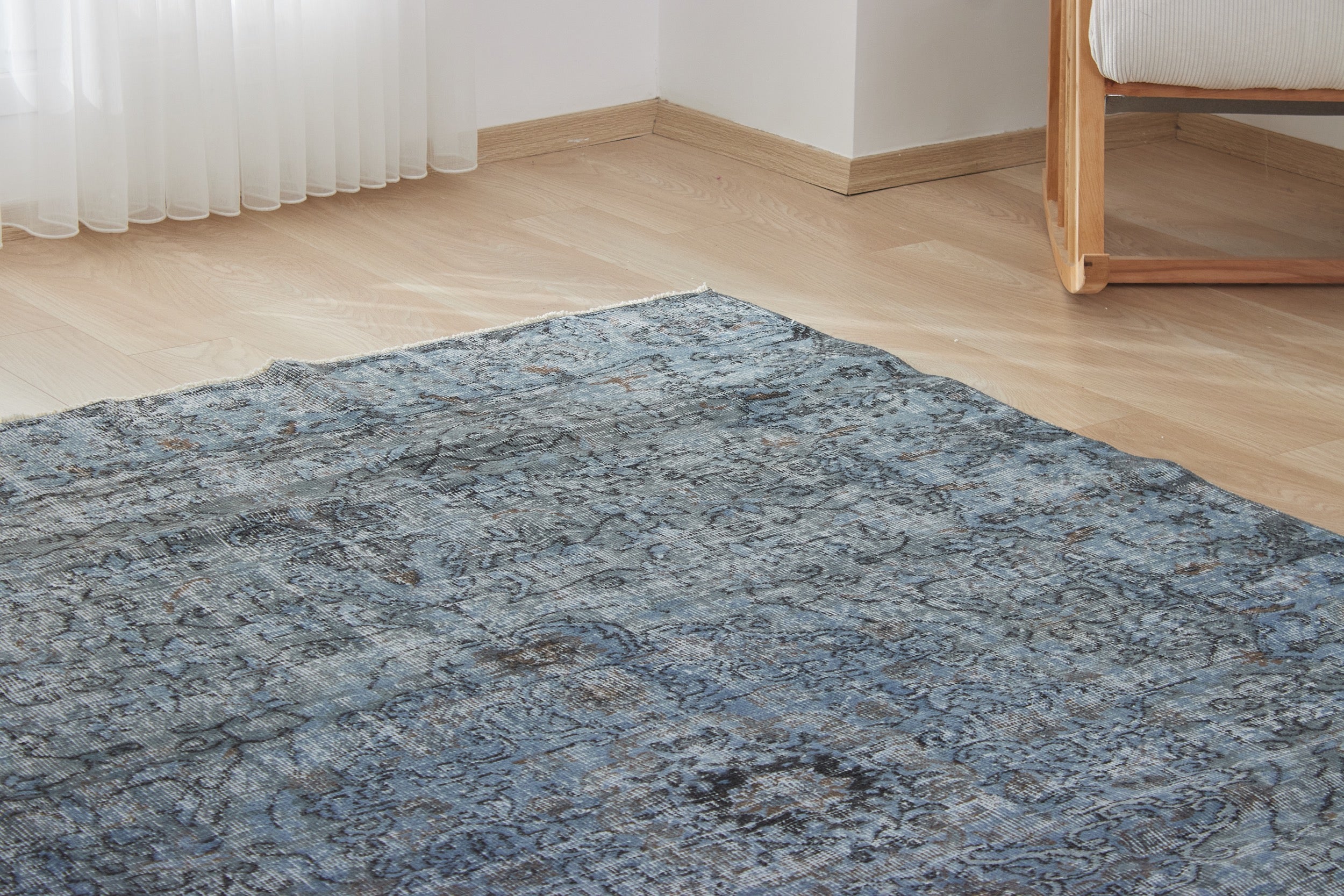 Letizia | Vintage Area Rug Elegance | Kuden Rugs