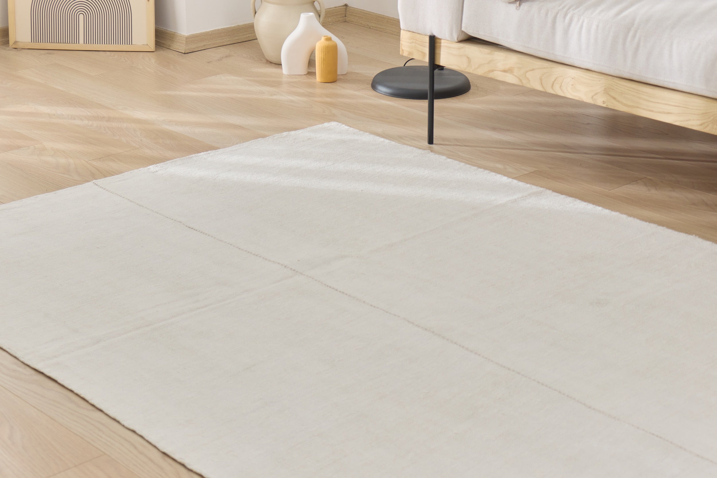 Libra: A Spacious Turkish Hemp Rug with a Crisp, Clean Palette | Kuden Rugs