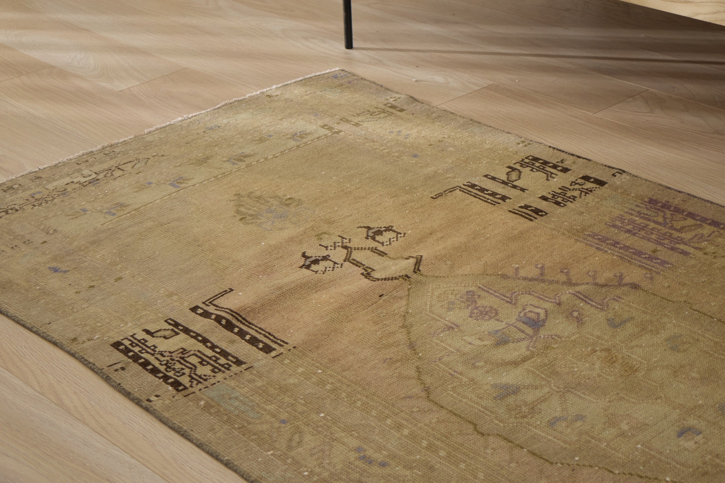 Lorna - Turkish Rug | Kuden Rugs