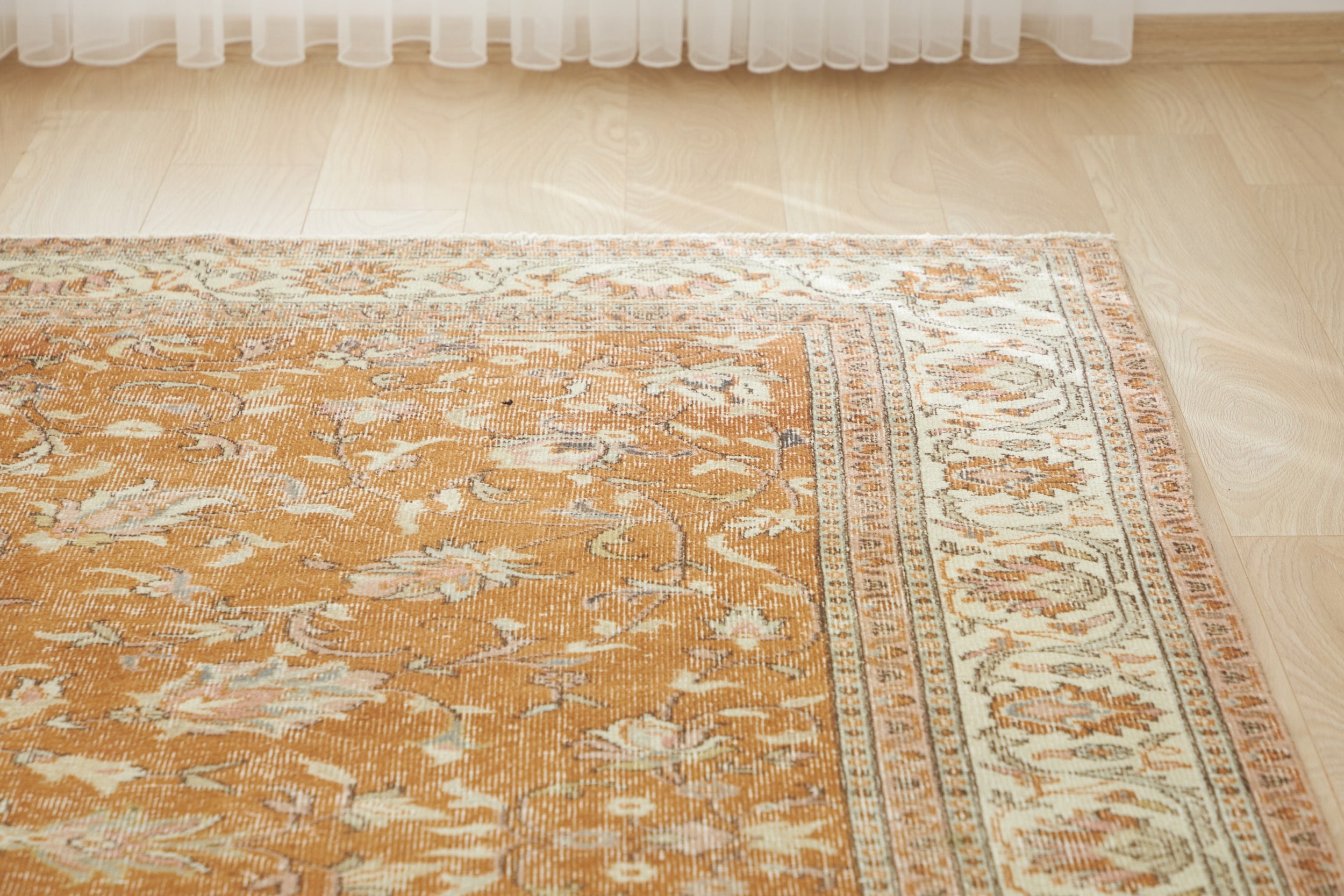 Maeryn | Heritage Chic | Distinctive Antiquewashed Rug | Kuden Rugs