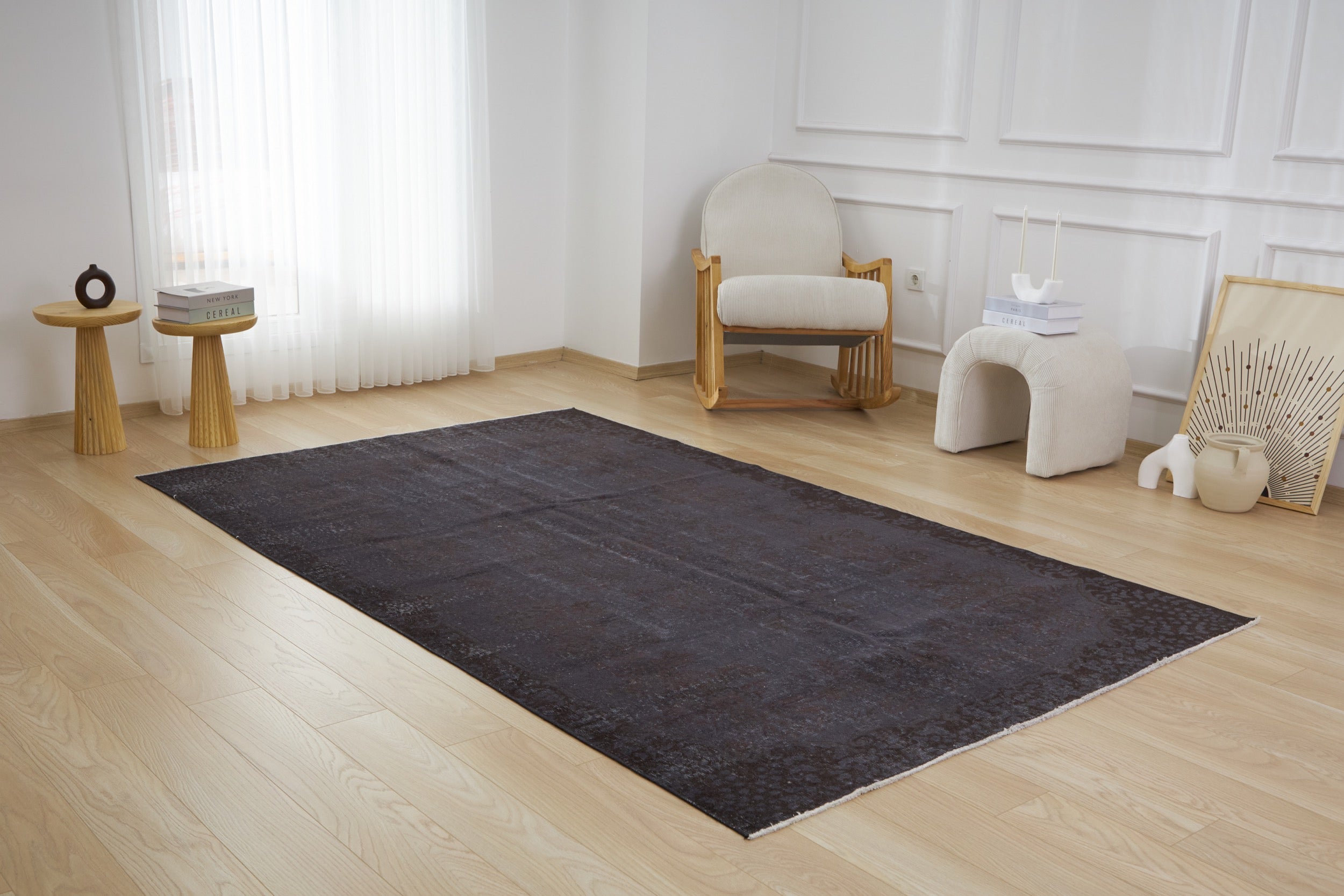 Maesi - Vintage Turkish Area Rug