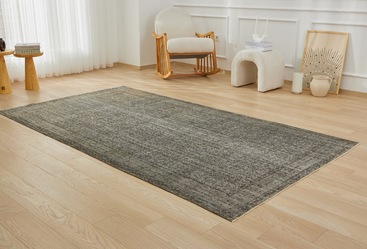 Magaly Hand-knotted Rug - Elegant Gray Turkish Craftsmanship