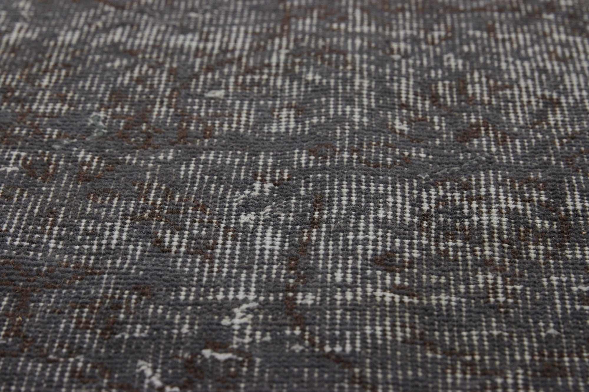 Magdalen | Timeless Low-Pile Wool Blend | Kuden Rugs