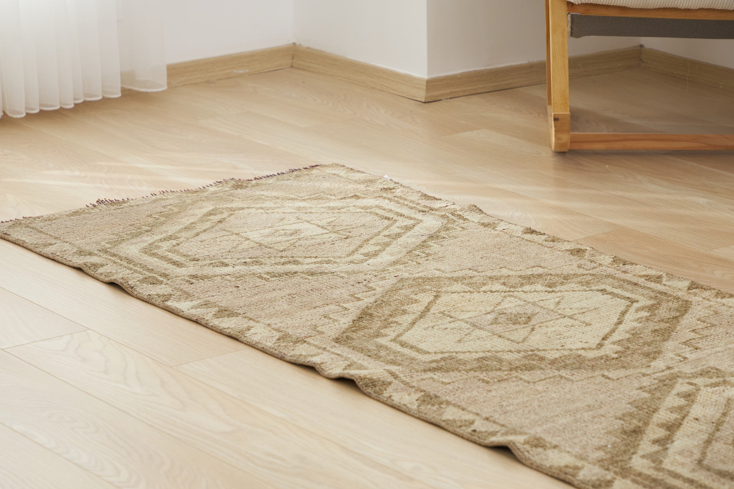 Magdalene | Timeless Allure | Plush Area Rug | Kuden Rugs