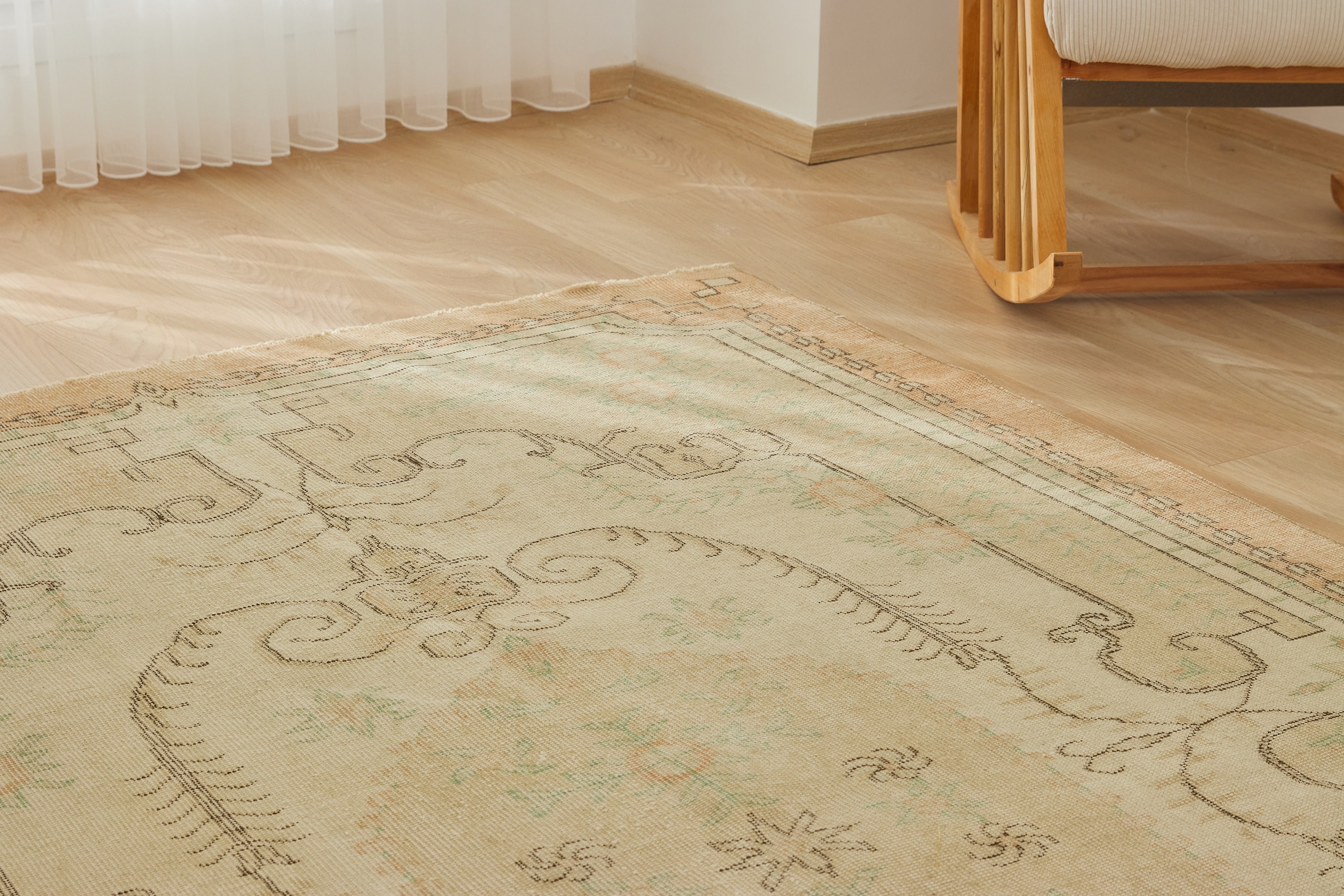 Hand-Knotted Mastery - The Marisol Story