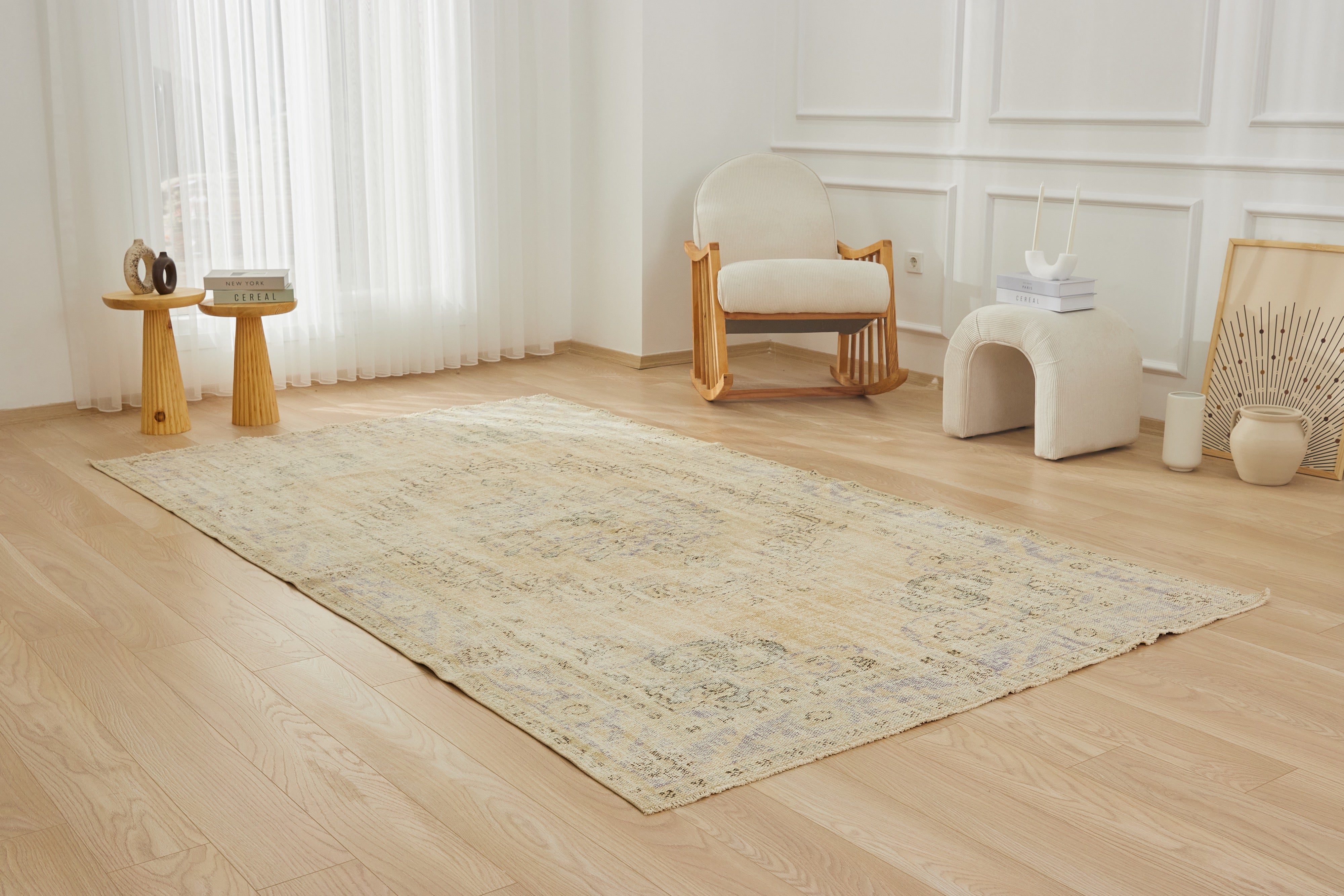 Antique washed Tradition - Marlowa's Medallion Charm