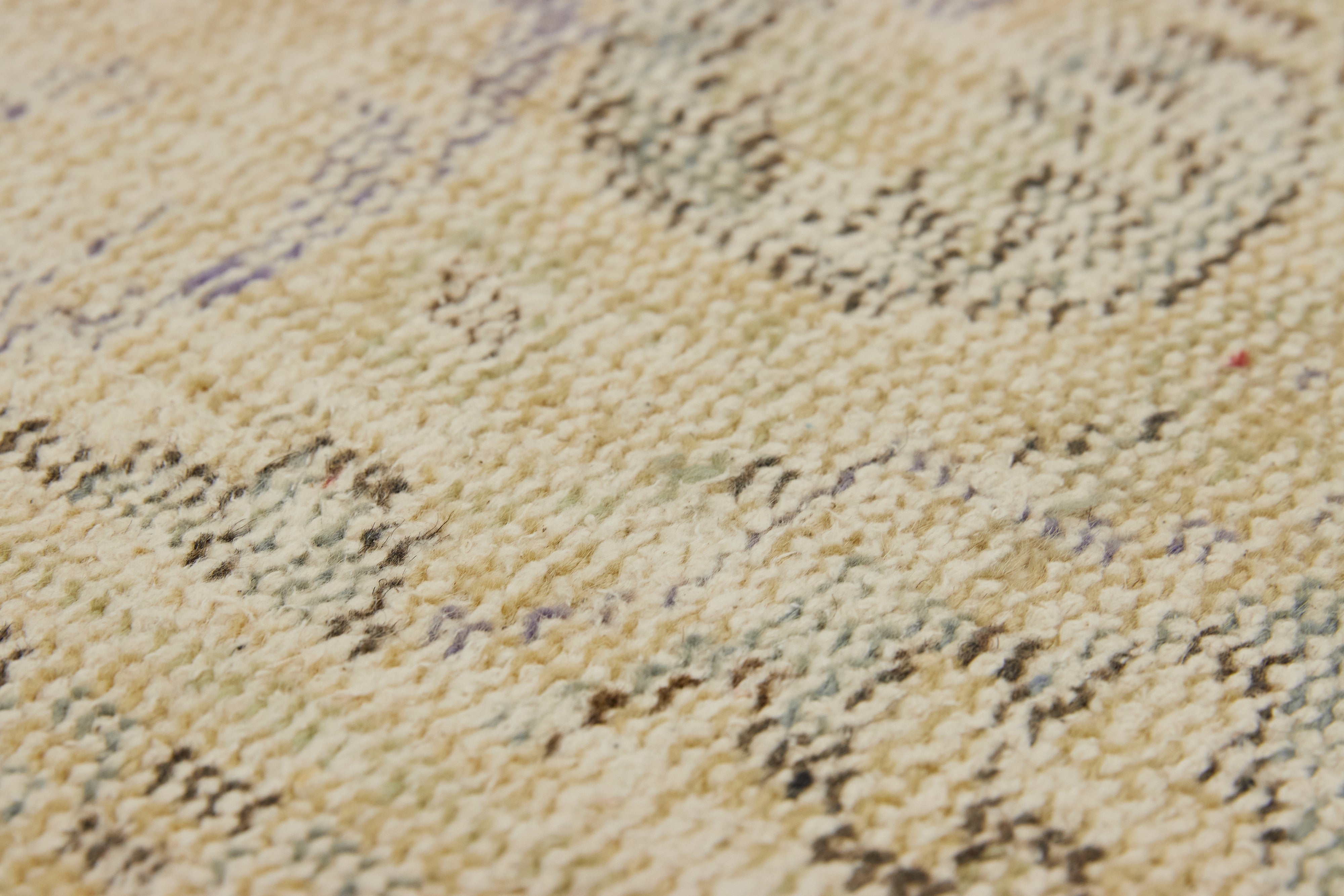 1970's Vintage Appeal - Marlowa's Timeless Design