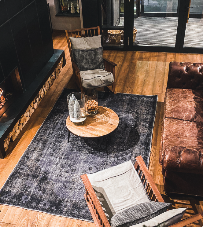 Unique Vintage Carpet with Classic Motifs - Kuden Rugs