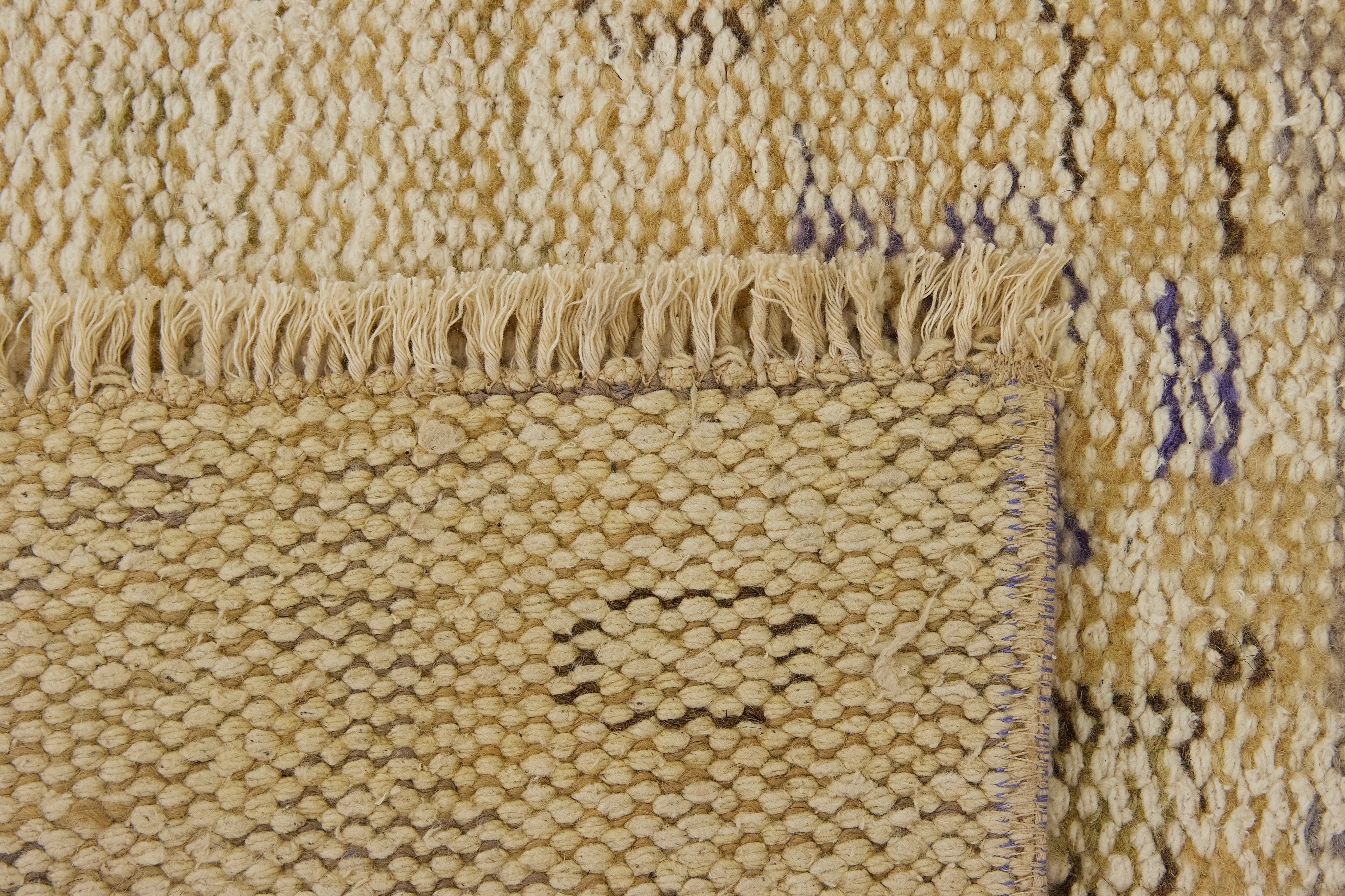 Melina - Synthesis of Tradition in Rug Artistry