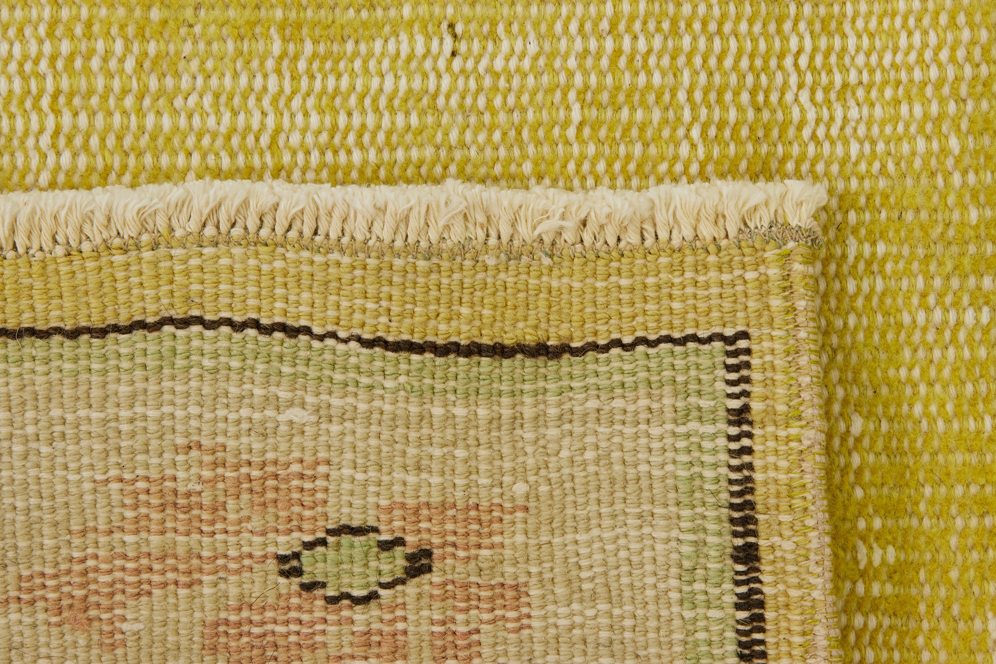 Merida - Tradition Meets Contemporary Rug Style
