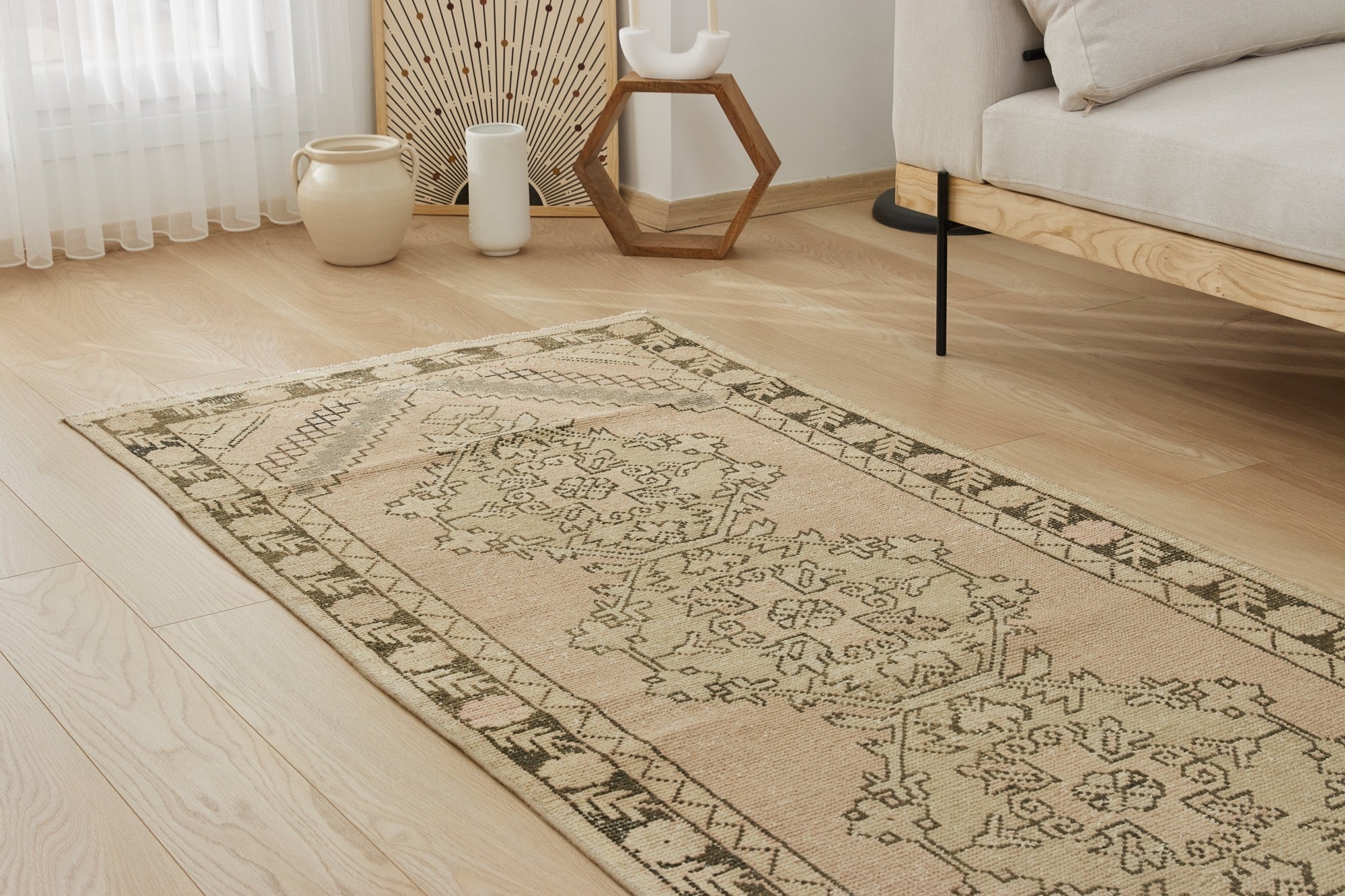 Mollie | Time-Honored Turkish Rug | Artisanal Runner Mastery | Kuden Rugs