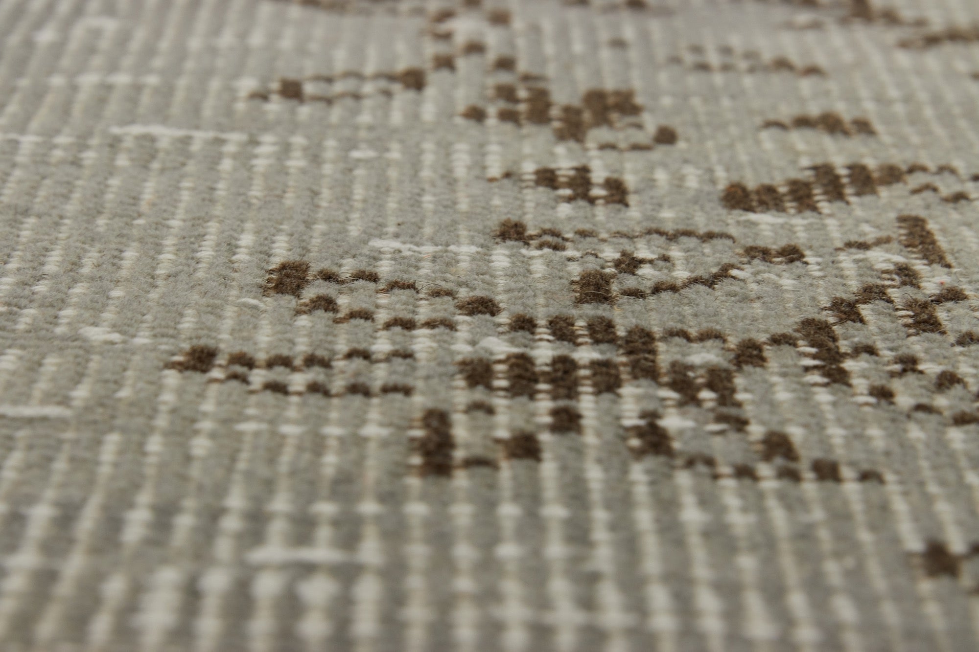 Niall | Artisan Craftsmanship in a Vintage Area Rug | Kuden Rugs