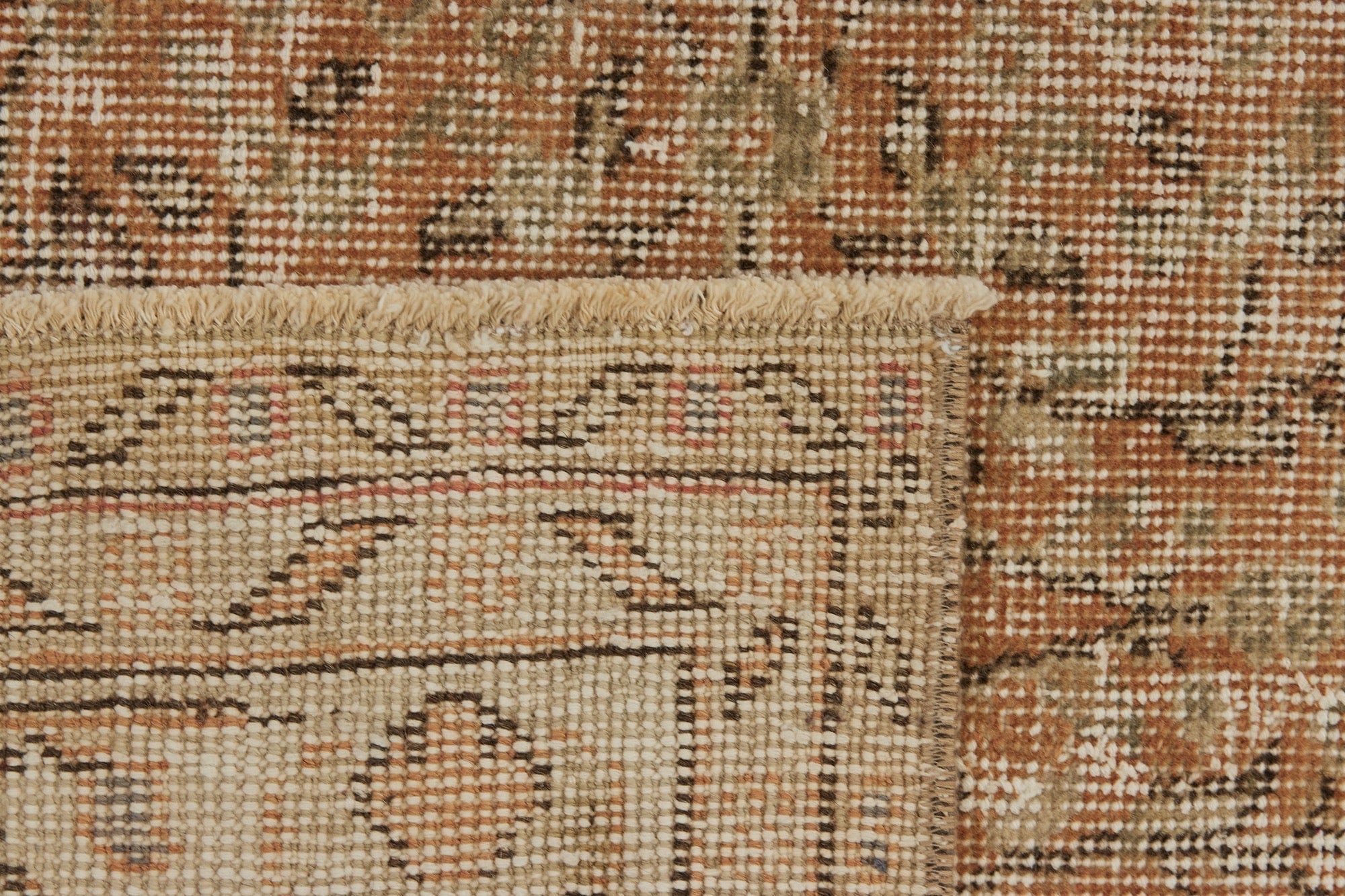Richenda | Distinctive Aesthetic | Traditional Turkish Rug | Kuden Rugs