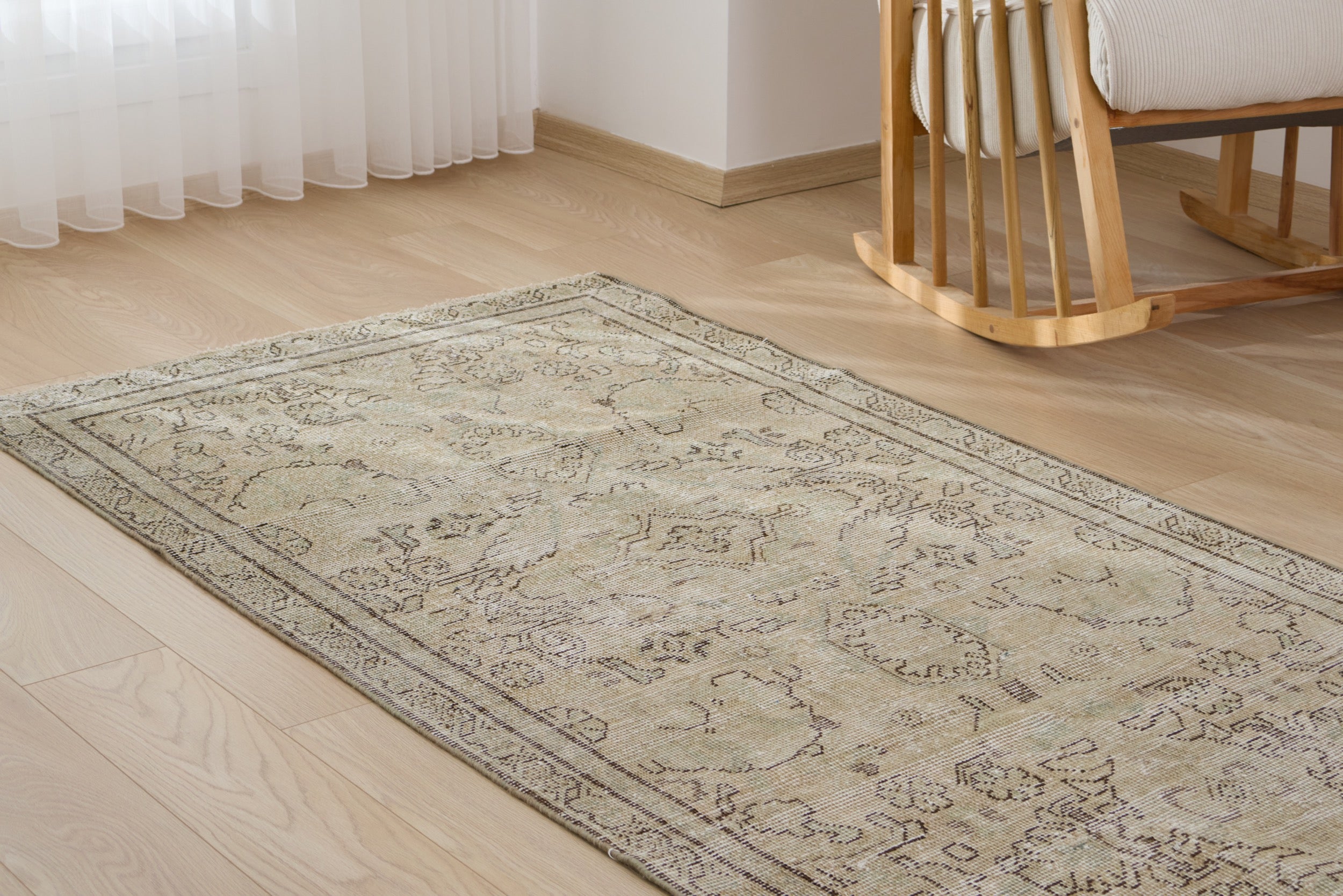 Richenza - Where Tradition Meets Modern Elegance | Kuden Rugs