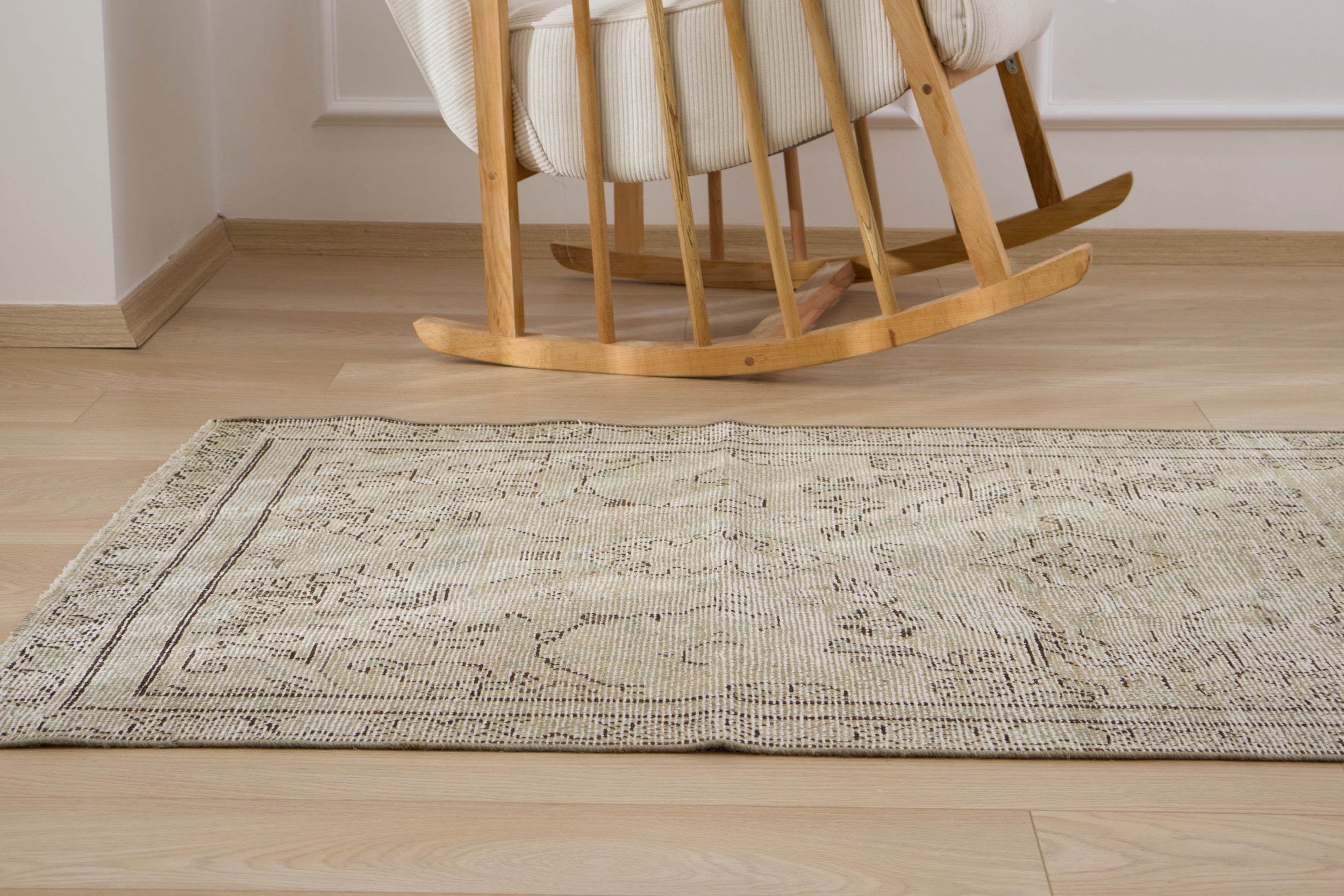 Mahal's Artisanal Craft in Richenza - Persian Runner | Kuden Rugs