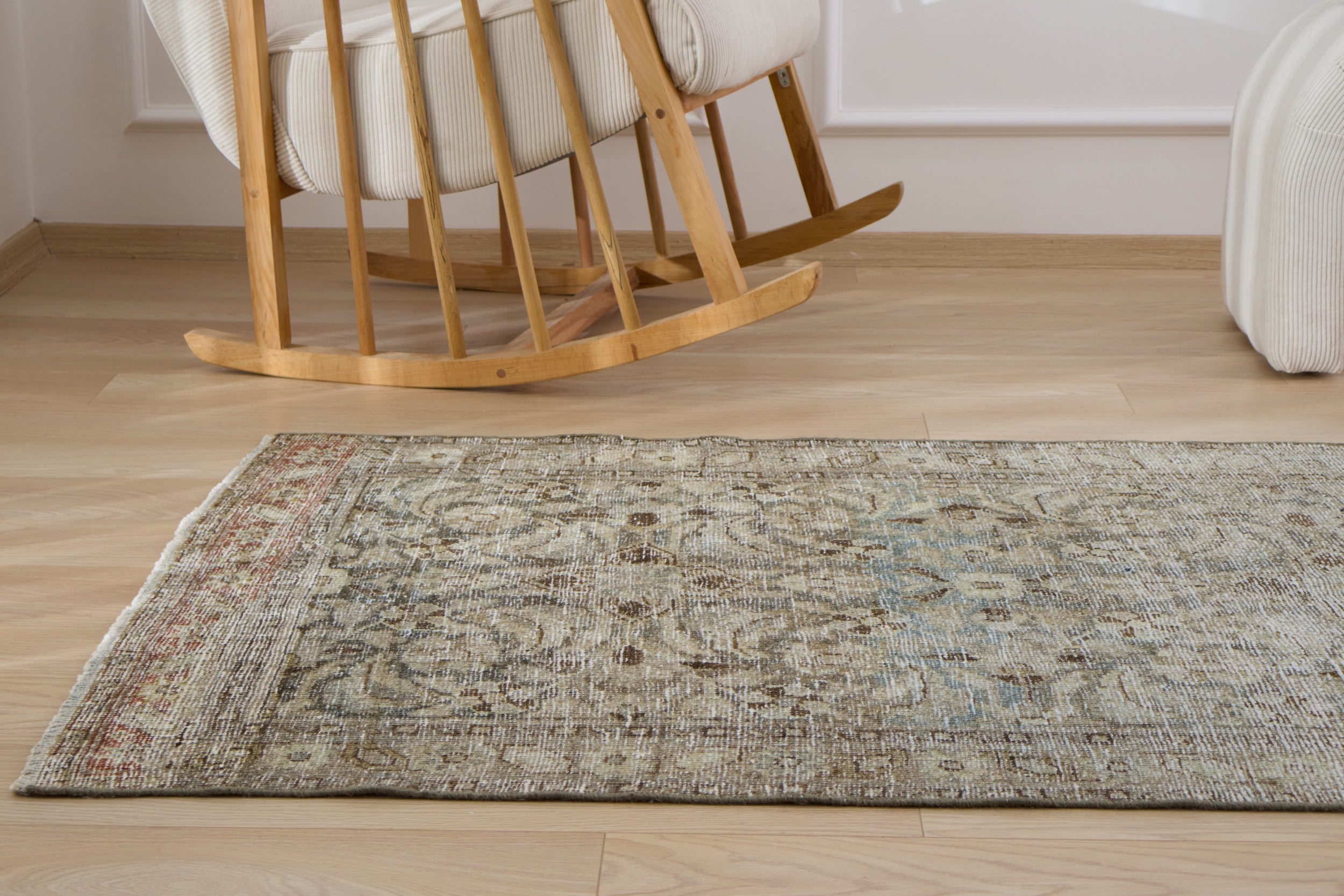 Mahal's Artisanal Craft in Rinatya - Persian Runner | Kuden Rugs