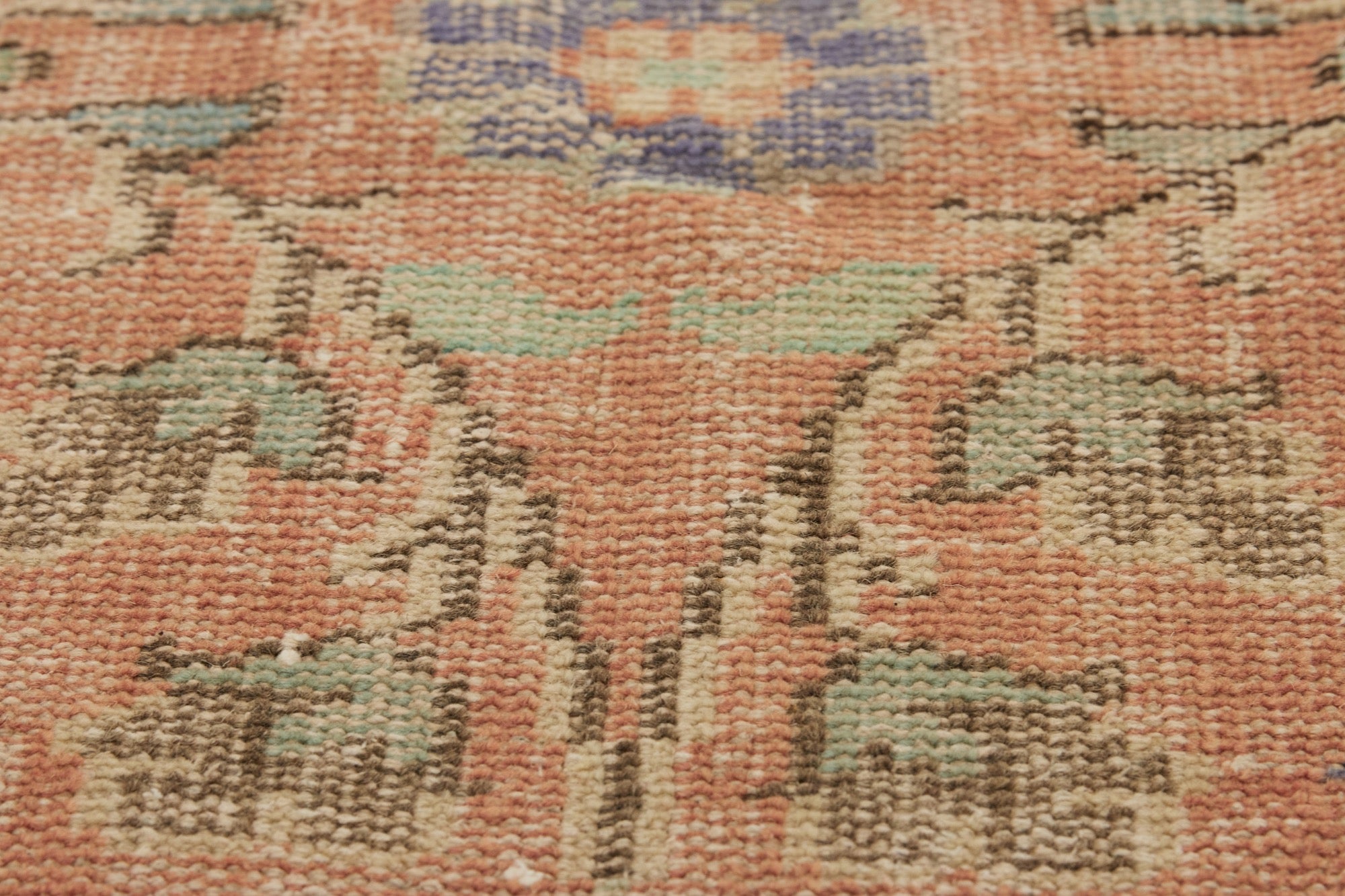 Sabrina | Timeless Design | Handmade Vintage Carpet | Kuden Rugs