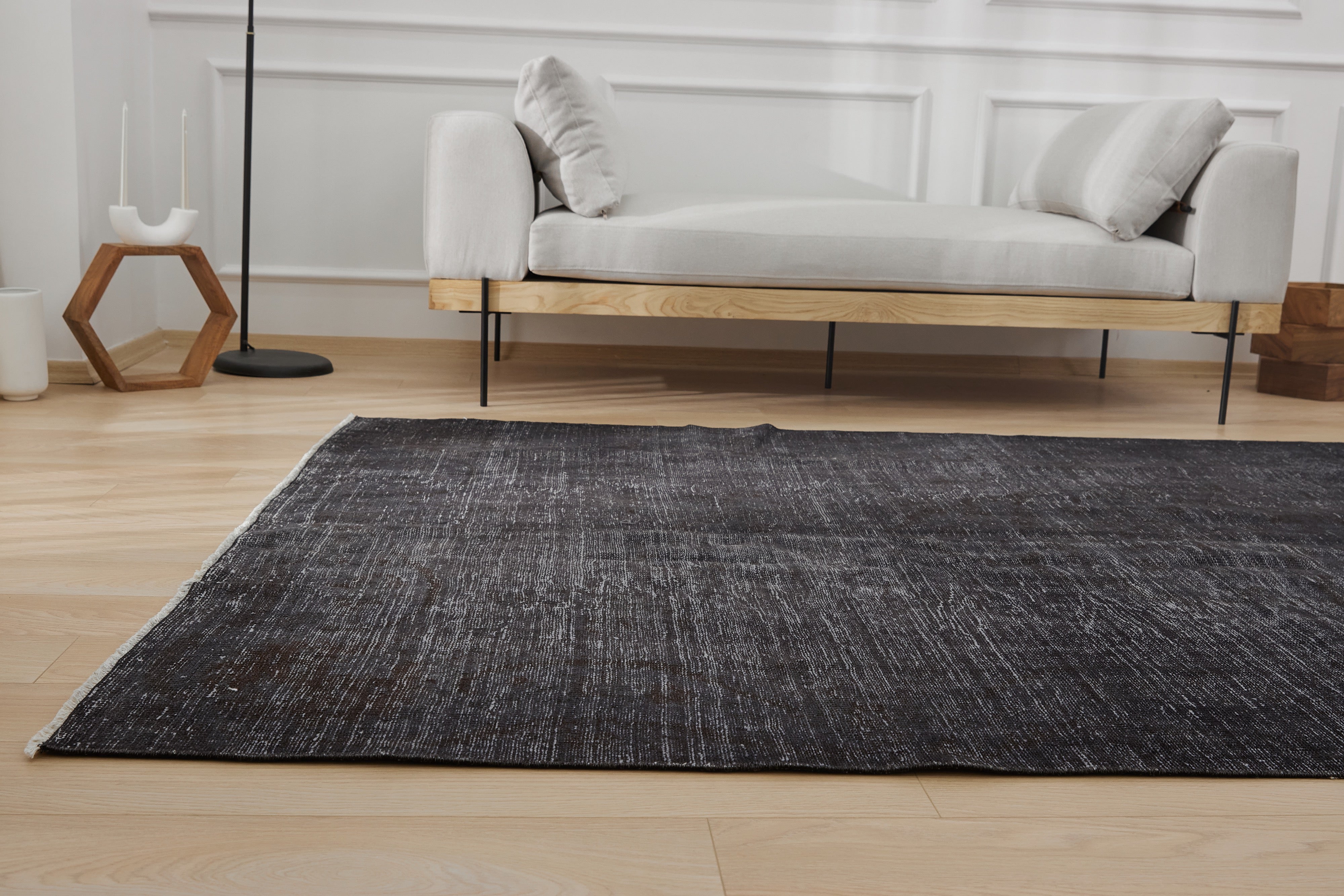 Explore Selina | Turkish Rug Craftsmanship | Vintage Carpet Allure | Kuden Rugs