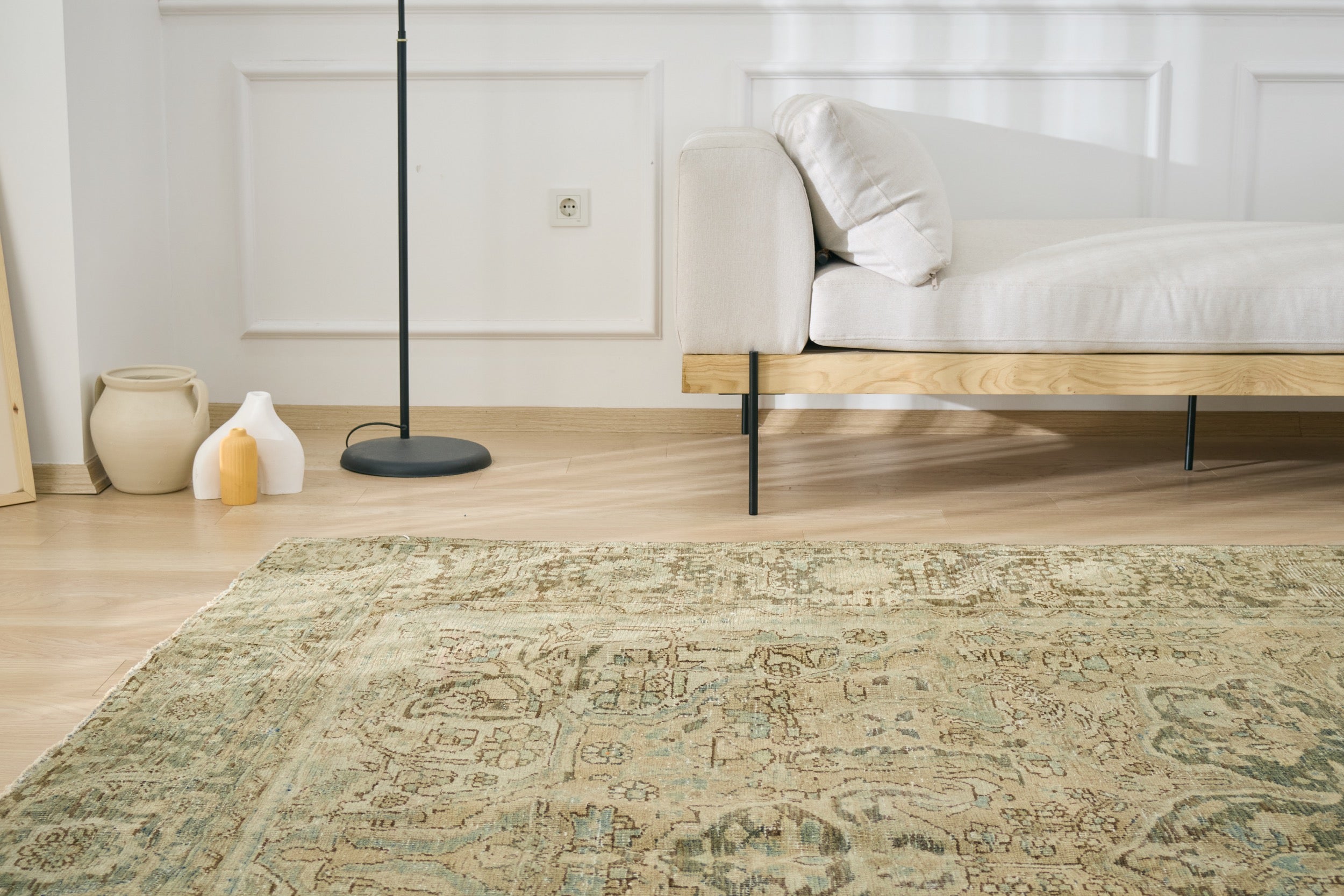Shian - Tradition Meets Modern Elegance | Kuden Rugs