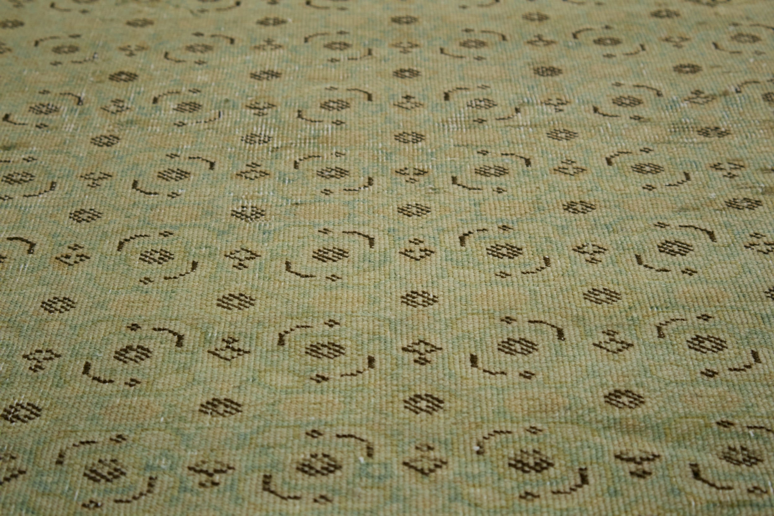 Stacey - The Art of Persian Weaves | Kuden Rugs