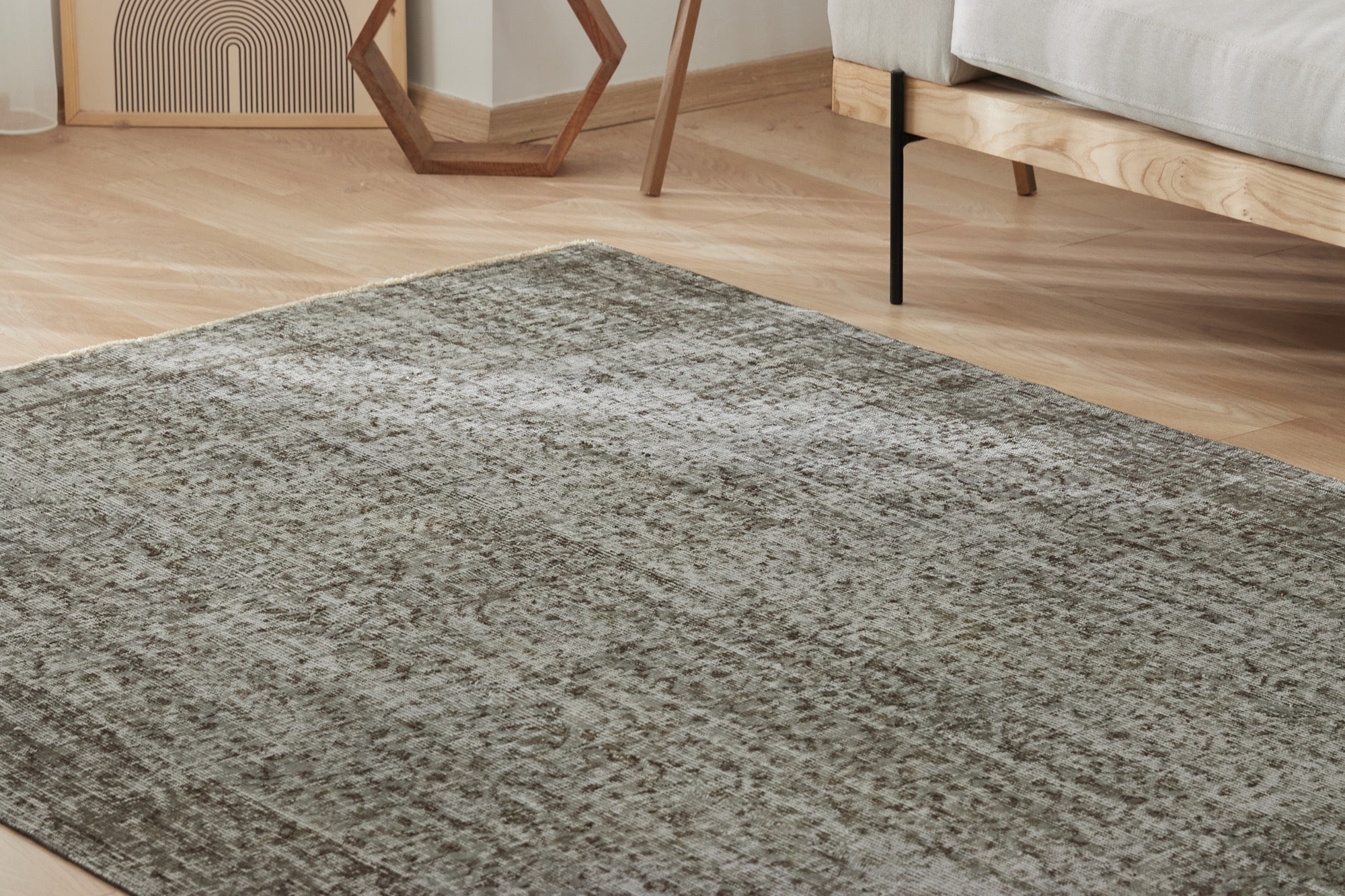 Tivona | Hand-Knotted Vintage Area Elegance | Kuden Rugs