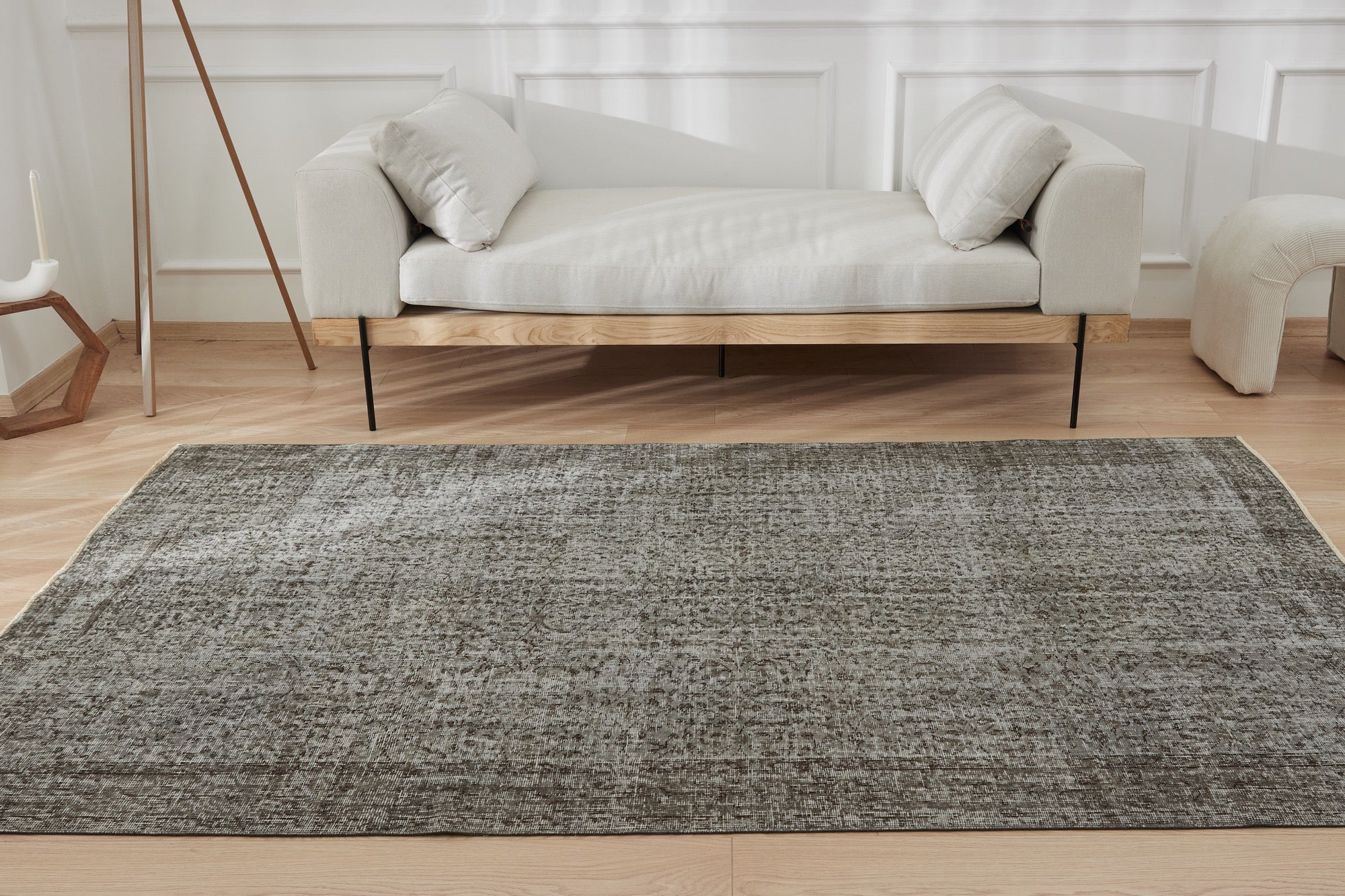 Tivona | Unique Low-Pile Turkish Rug | Kuden Rugs