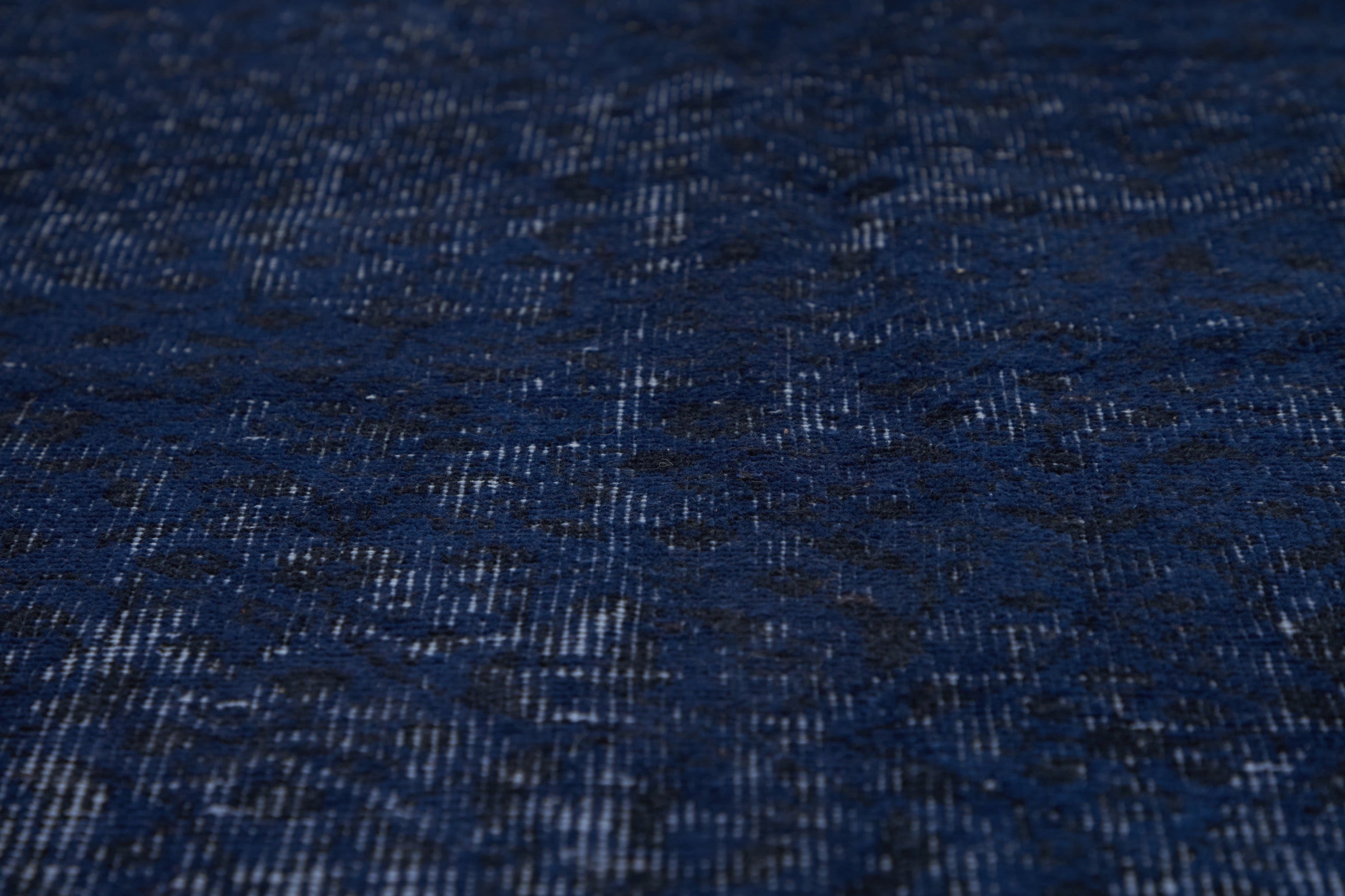 Venus | Timeless Area Rug Charm | Kuden Rugs