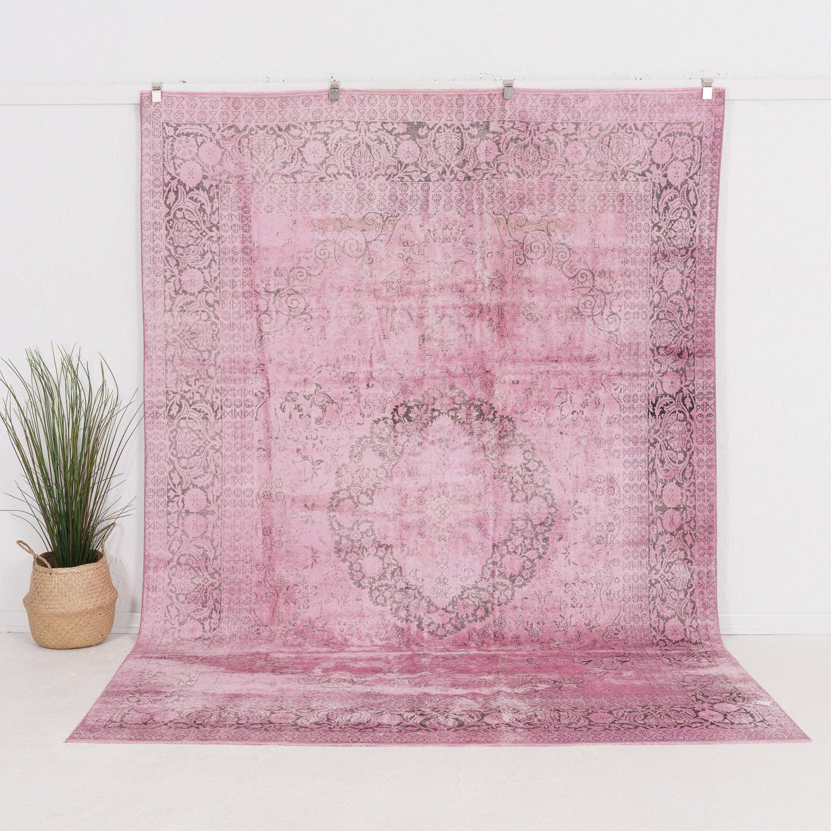 Haelia - Vintage Indian Area Rug