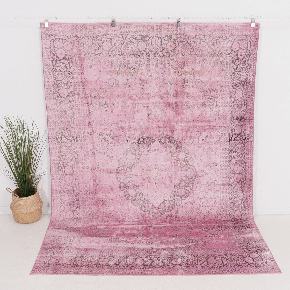 Haelia - Vintage Indian Area Rug