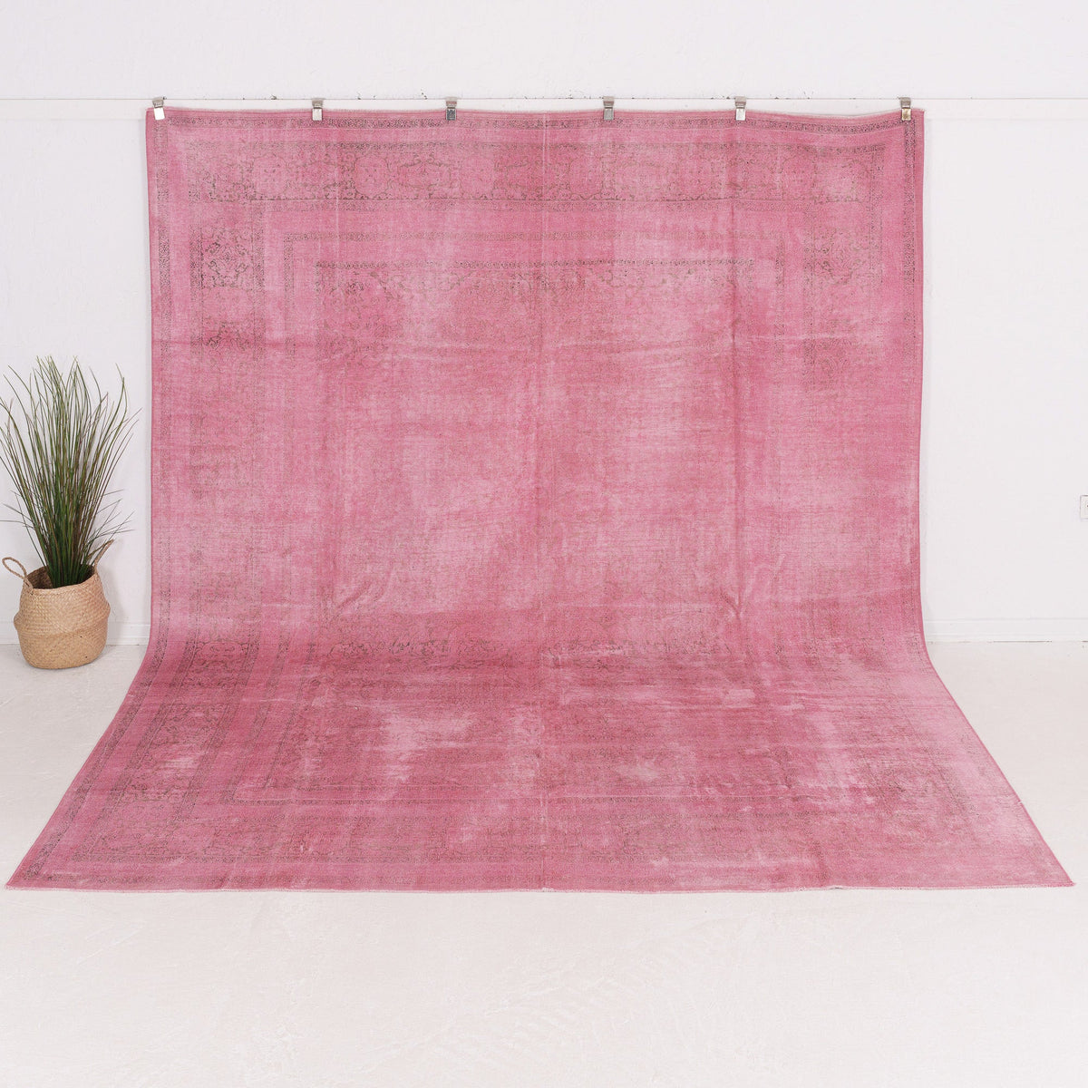 Gaerisara - Vintage Indian Area Rug