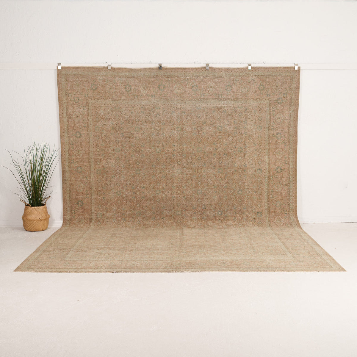 Handmade Persian Area Rug
