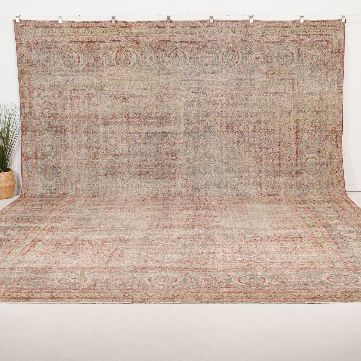 Handmade Persian Area Rug
