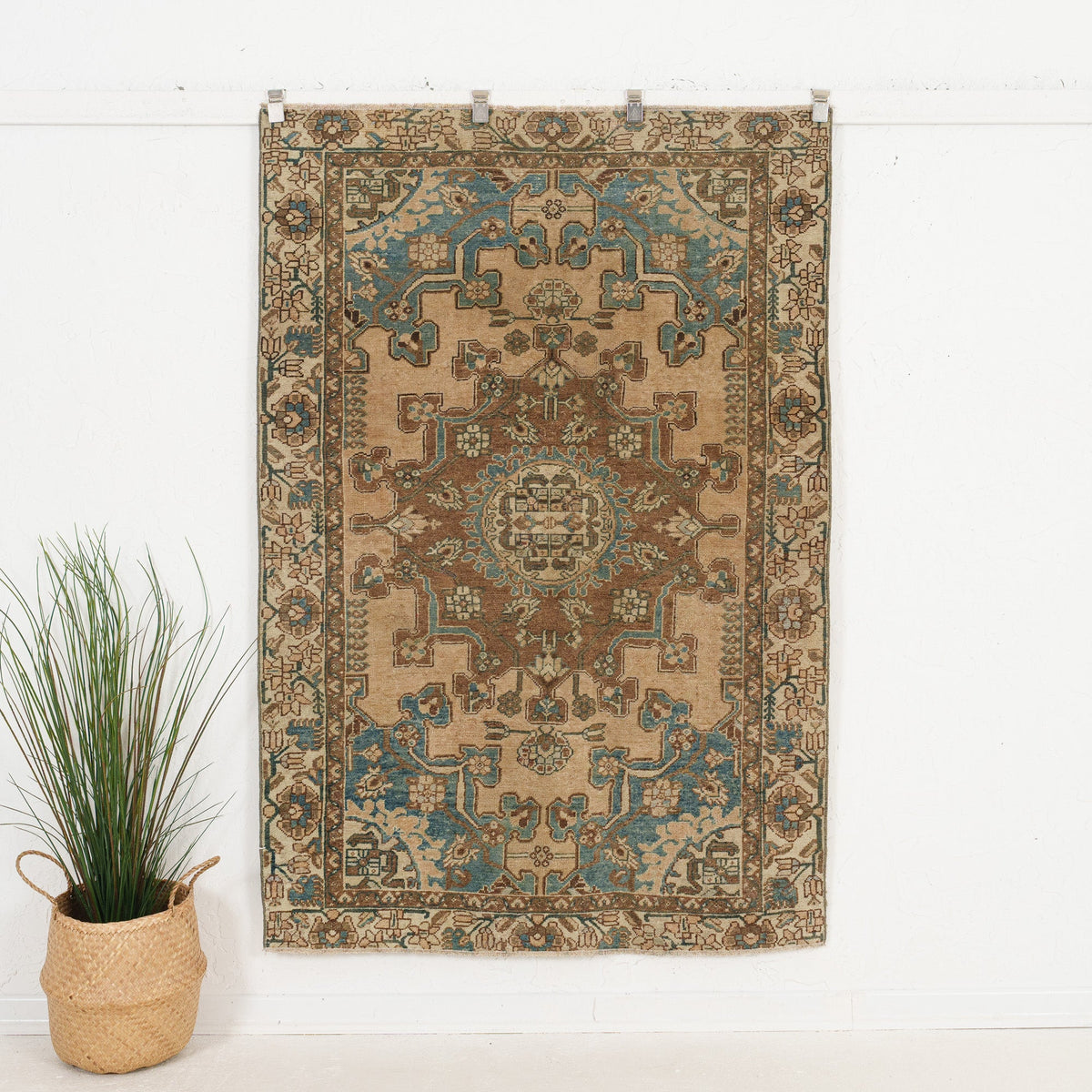 Handmade Persian Area Rug