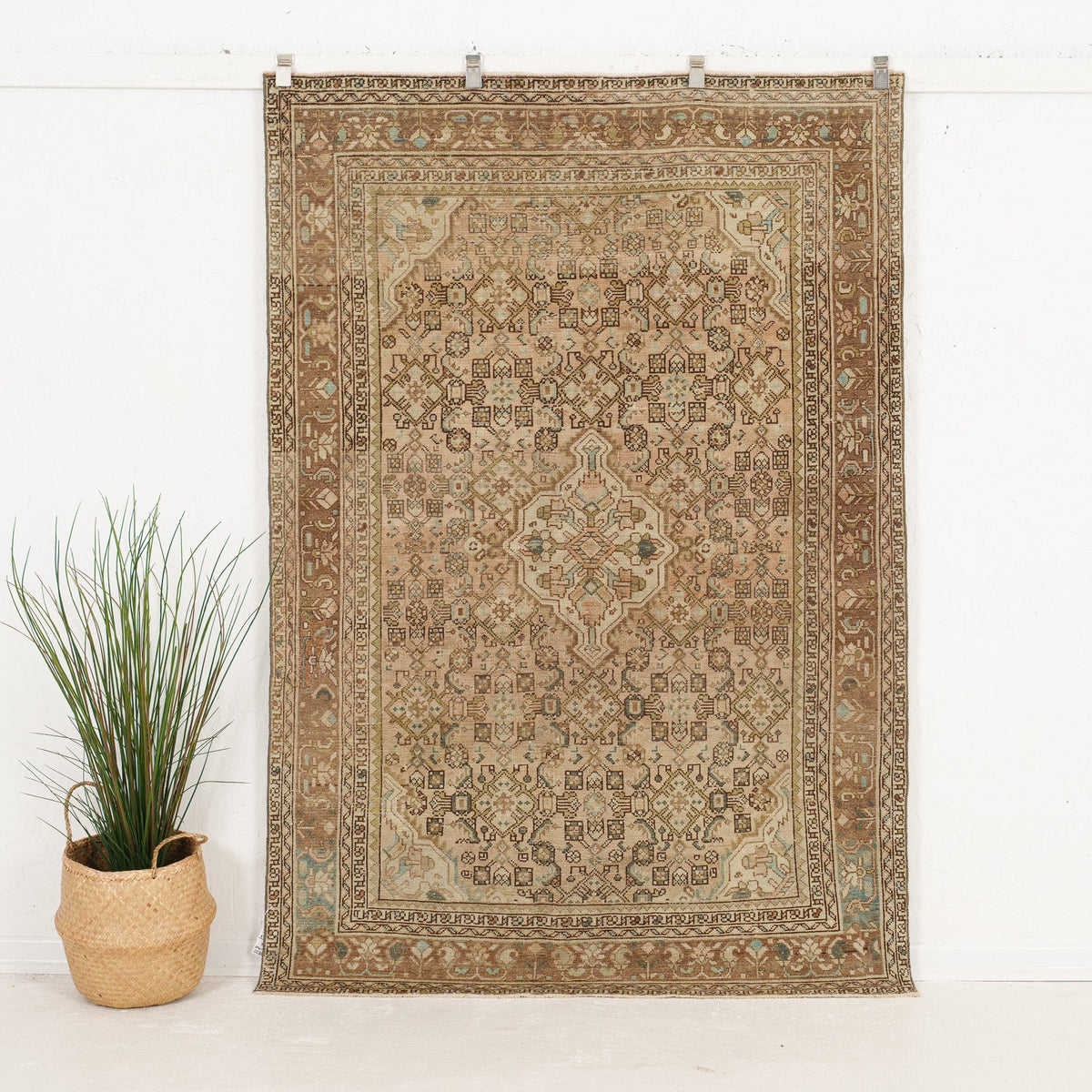 Alluvie - Vintage Persian Area Rug