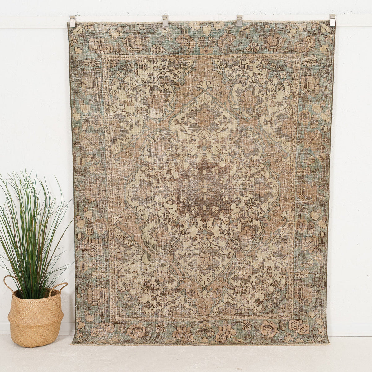 Handmade Persian Area Rug