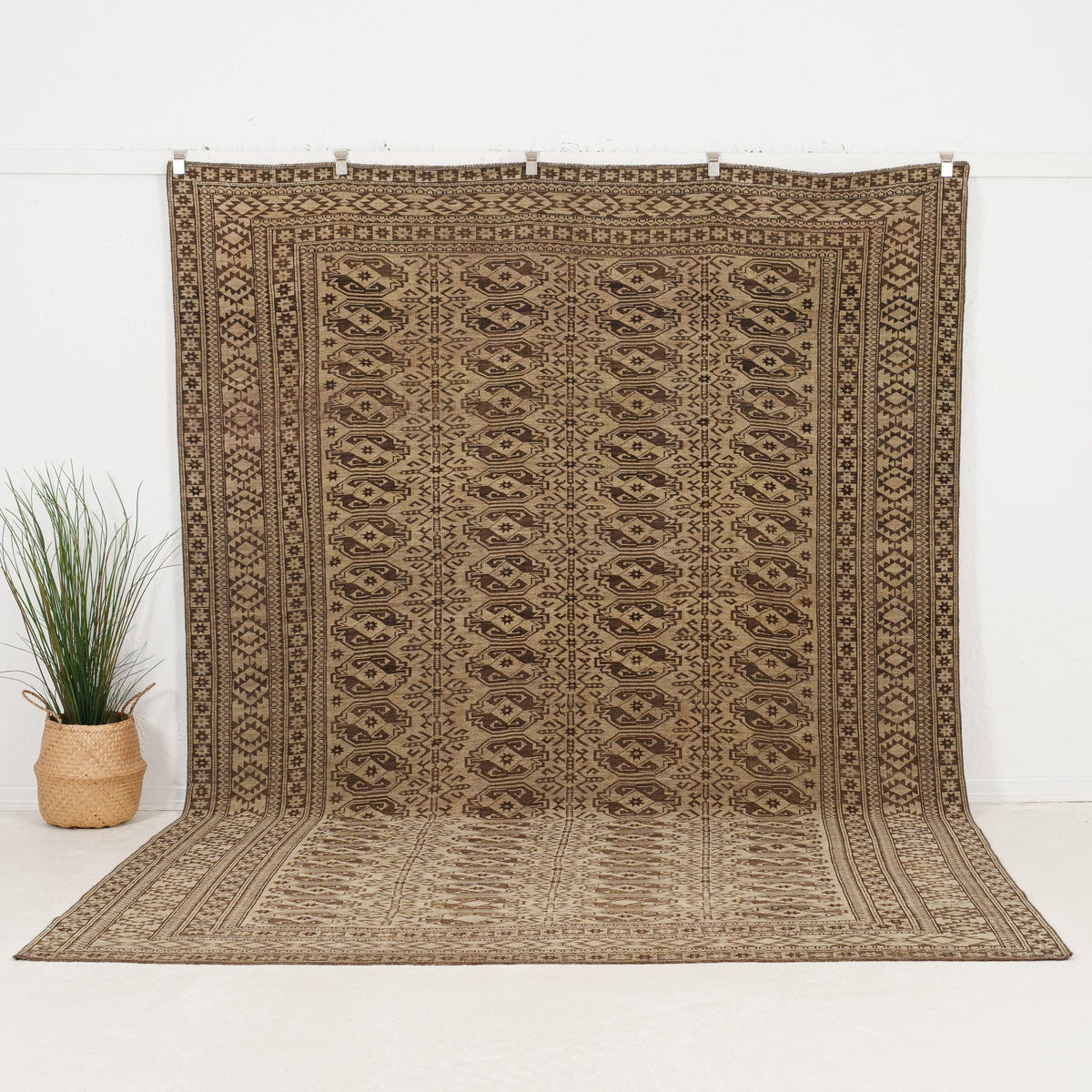 Handmade Persian Area Rug