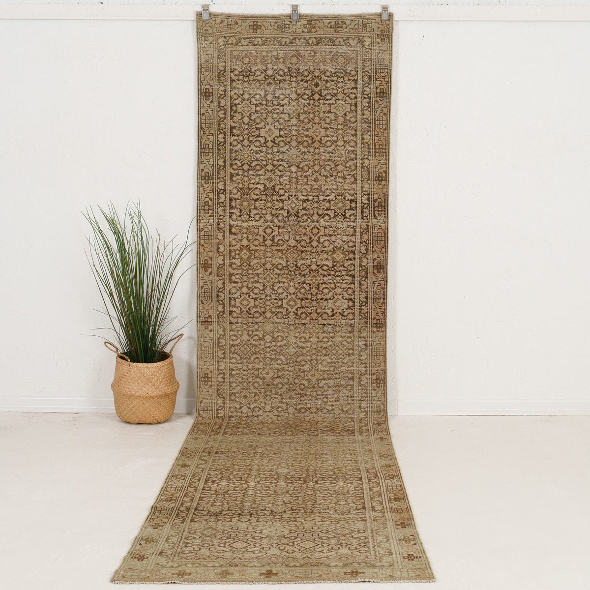 Handmade Persian Area Rug