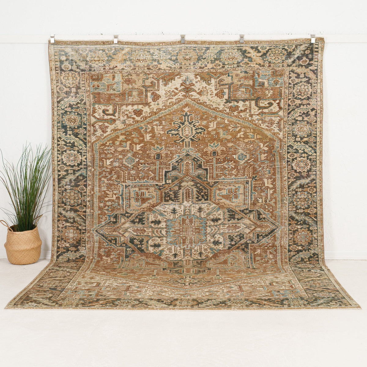 Handmade Persian Area Rug