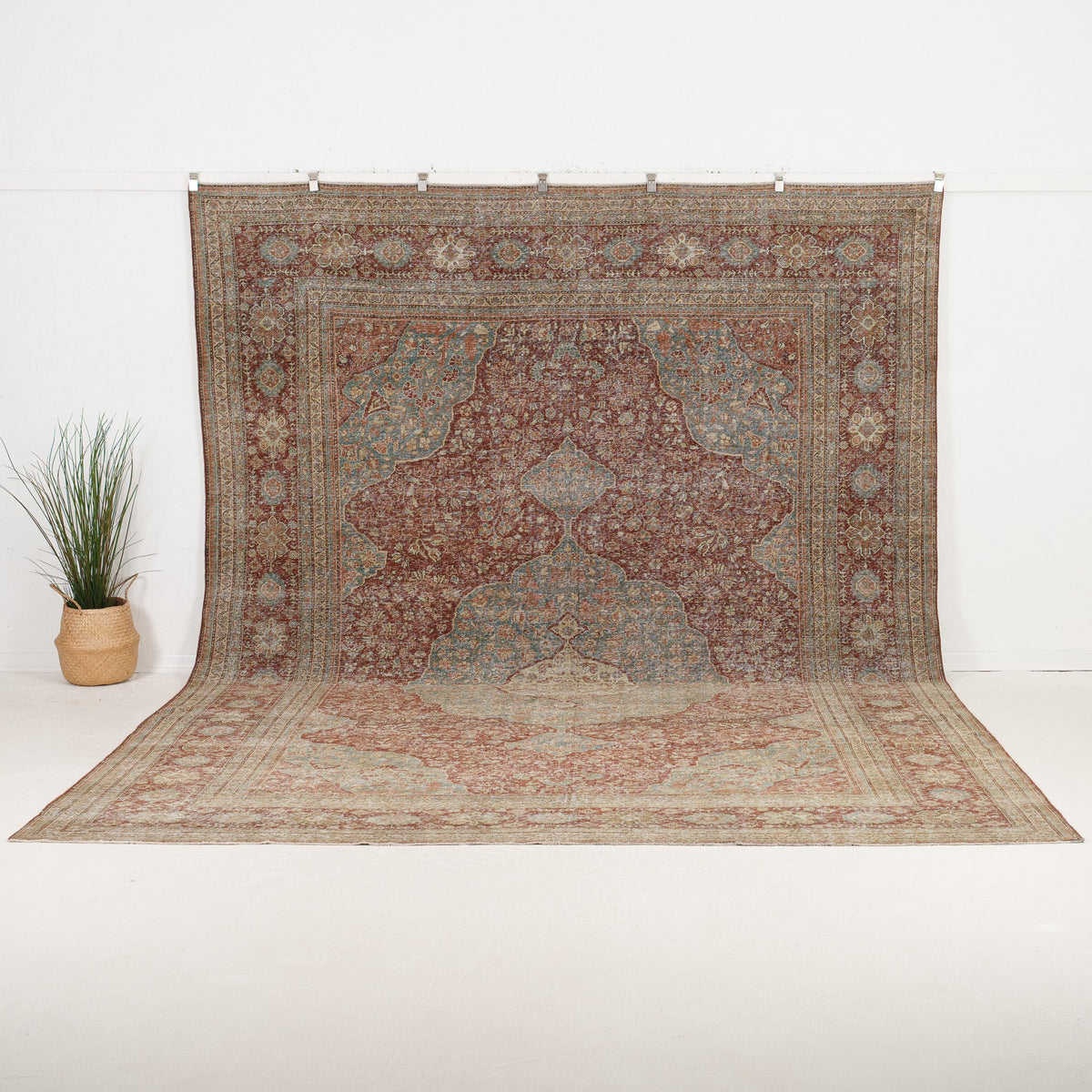 Handmade Persian Area Rug