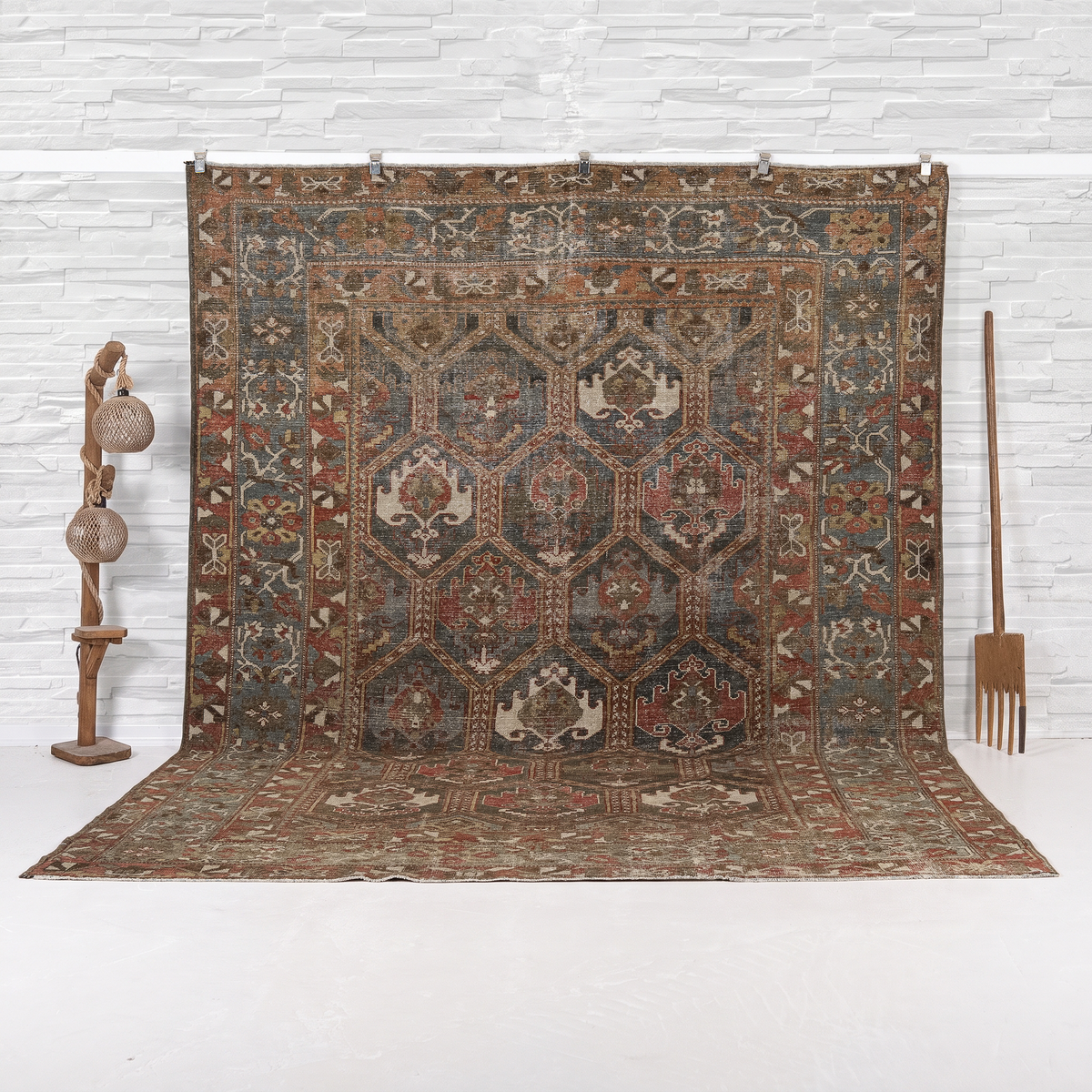 Handmade Persian Area Rug