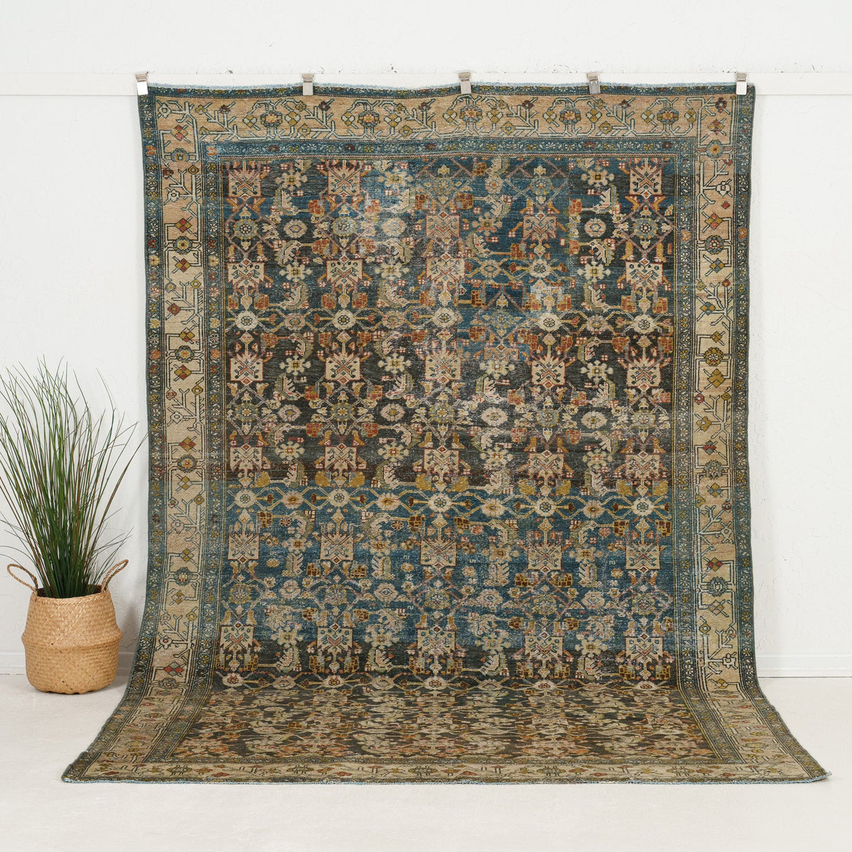 Handmade Persian Area Rug