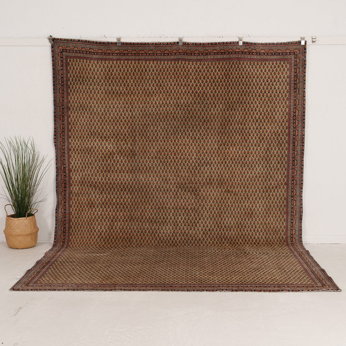 Handmade Persian Area Rug
