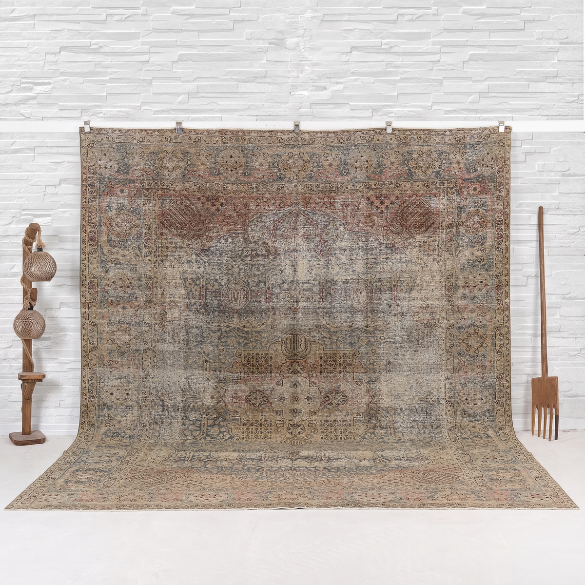 Handmade Persian Area Rug