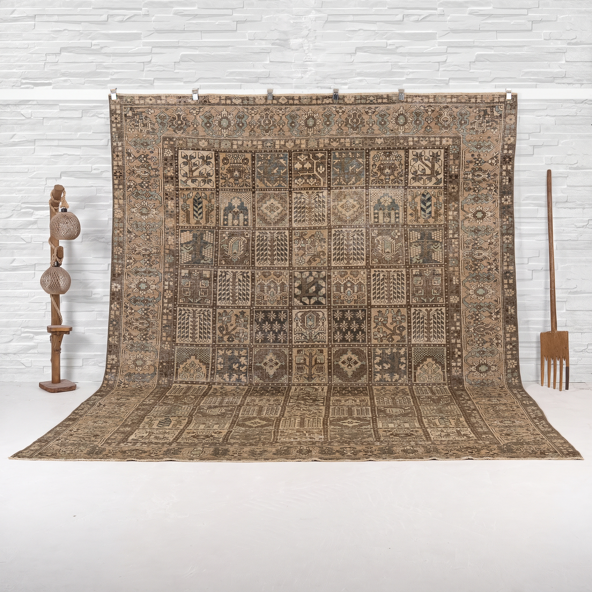 Handmade Persian Area Rug