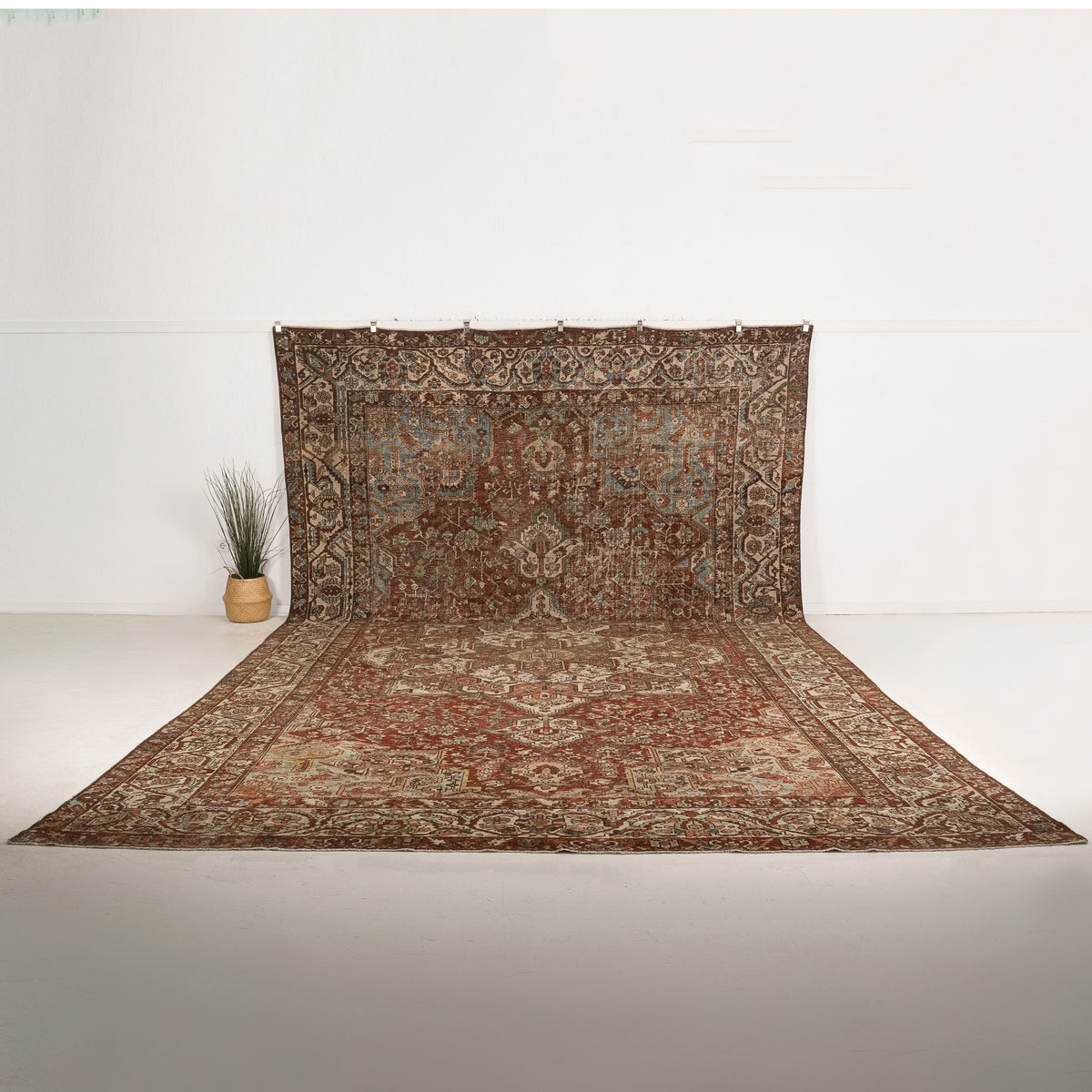 Handmade Persian Area Rug
