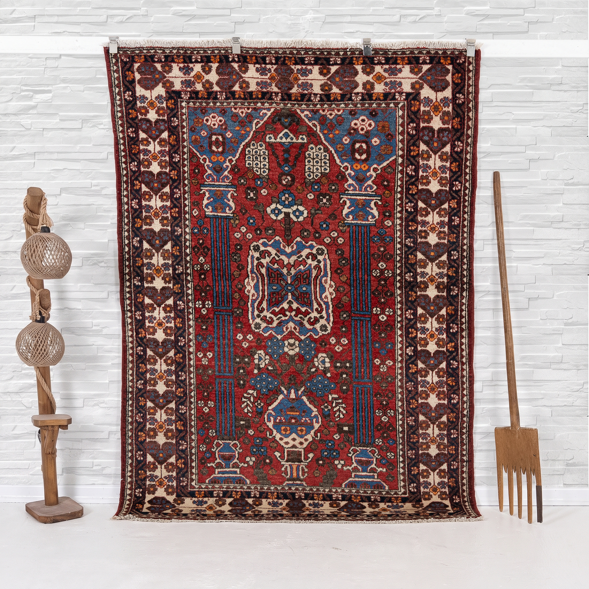 Handmade Persian Area Rug