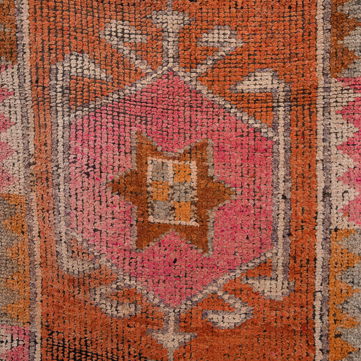 3x9 Vintage Rug
