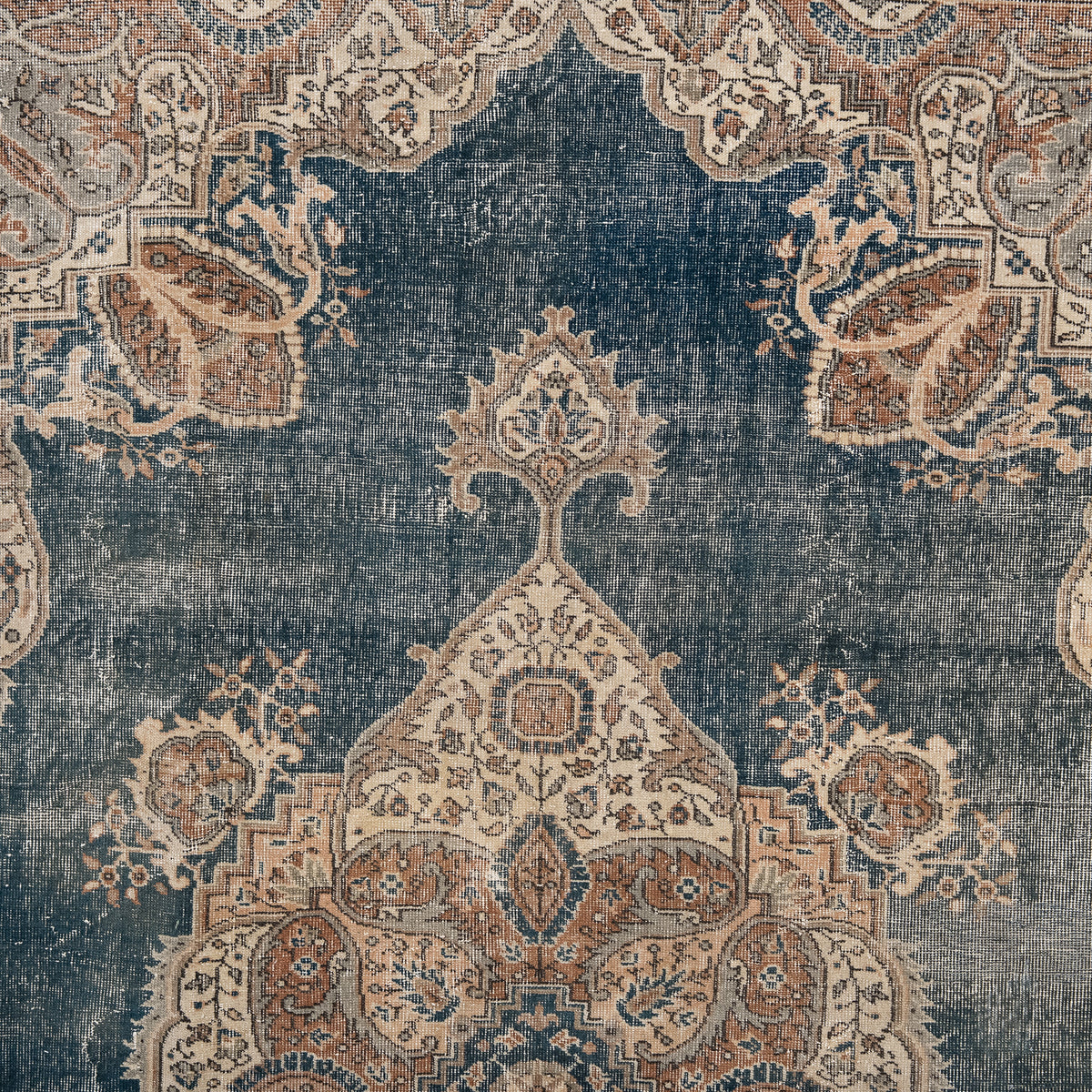 7x11 Vintage Rug